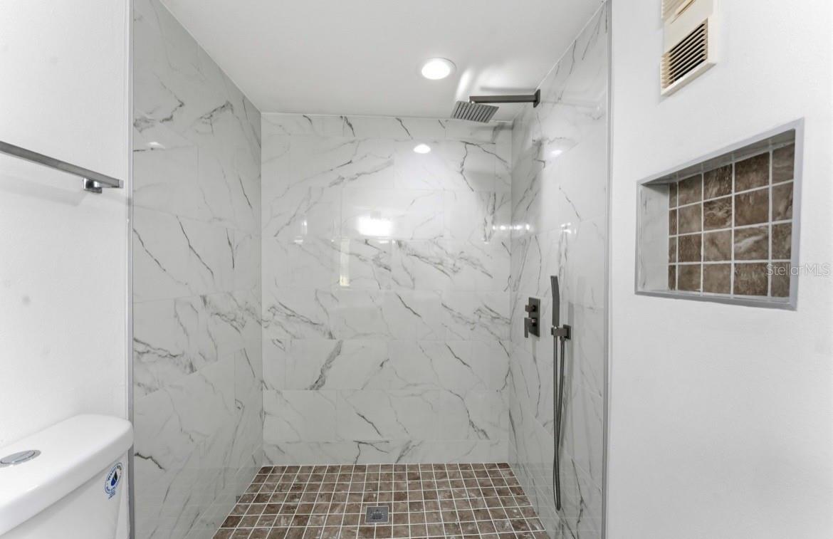 2333 FEATHER SOUND DR #A106 — photo 10