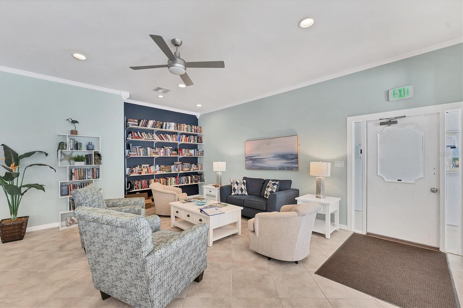 605 SUTTON PL #101 — photo 40