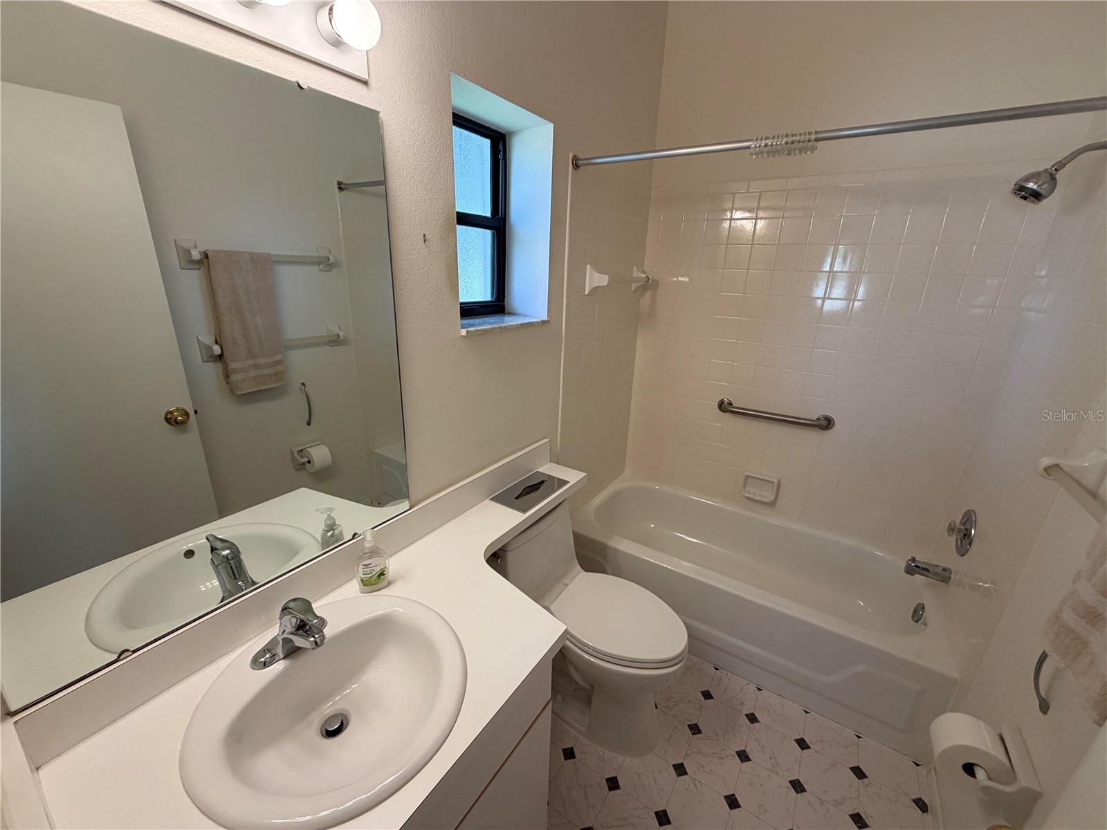 2904 OAK LN — photo 13
