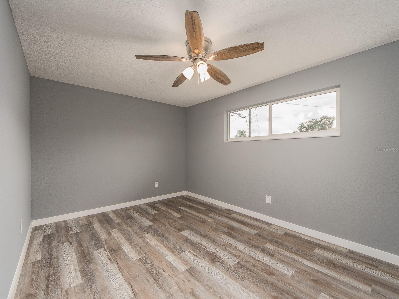 1825 YALE DR — photo 20