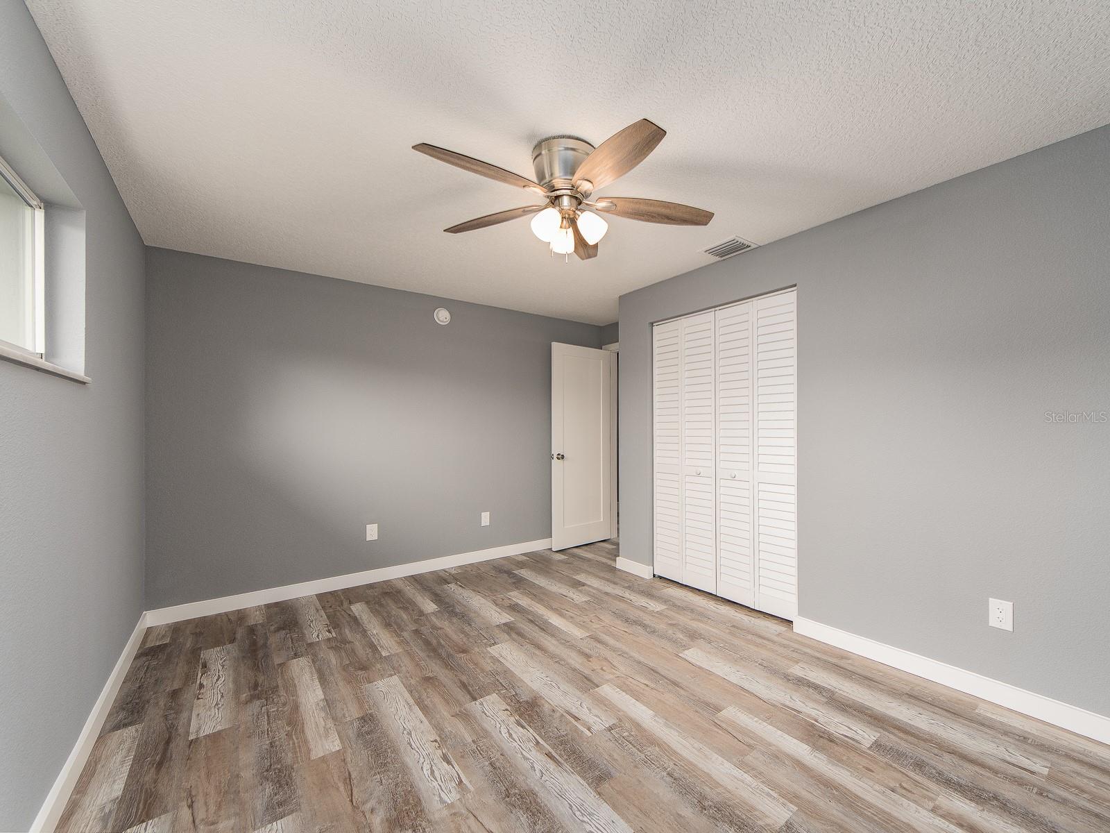 1825 YALE DR — photo 21