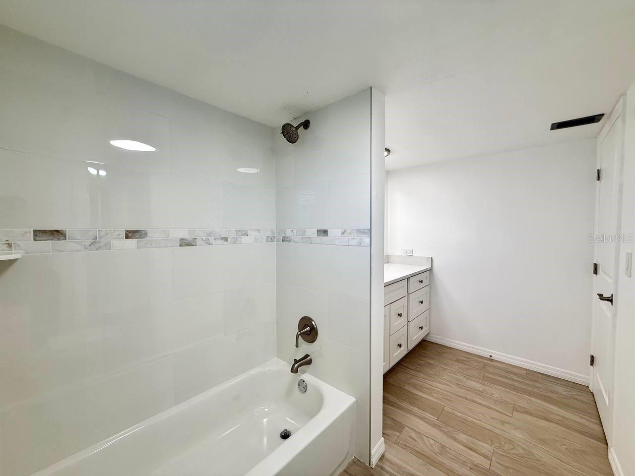 8801 BAY POINTE DR #102 — photo 22