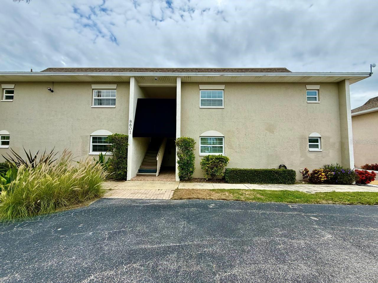 8801 BAY POINTE DR #102 — photo 3