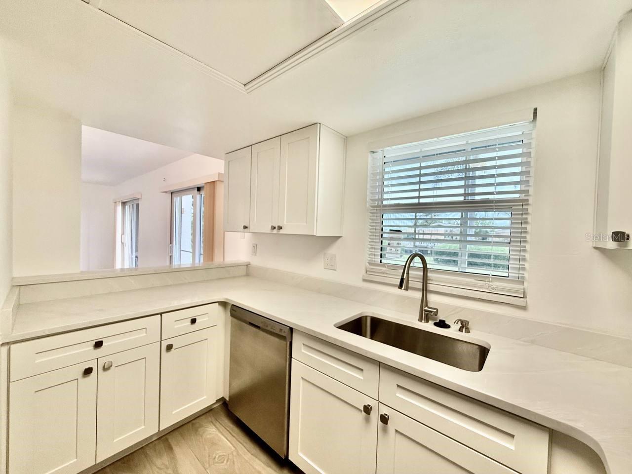 8801 BAY POINTE DR #102 — photo 6