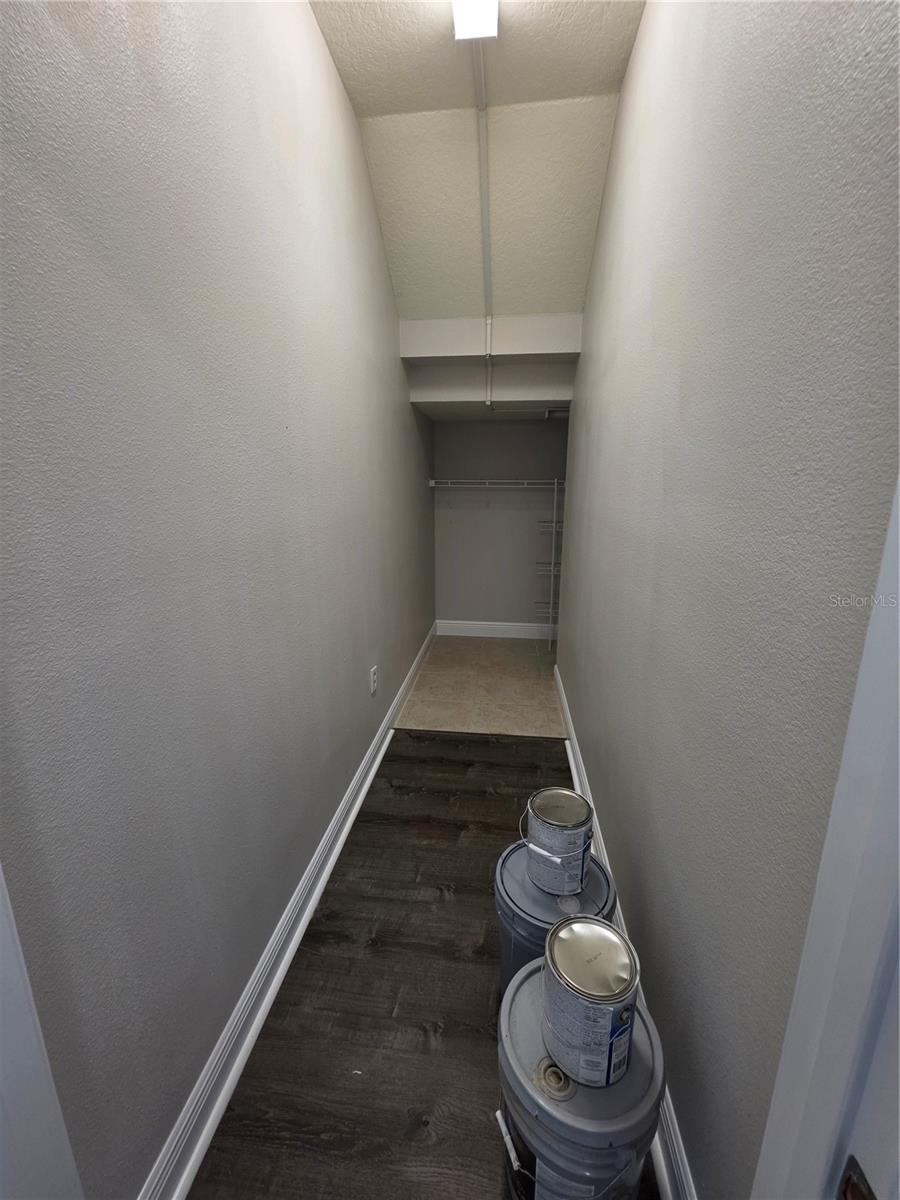 7920 HAMPTON LAKE DR — photo 39