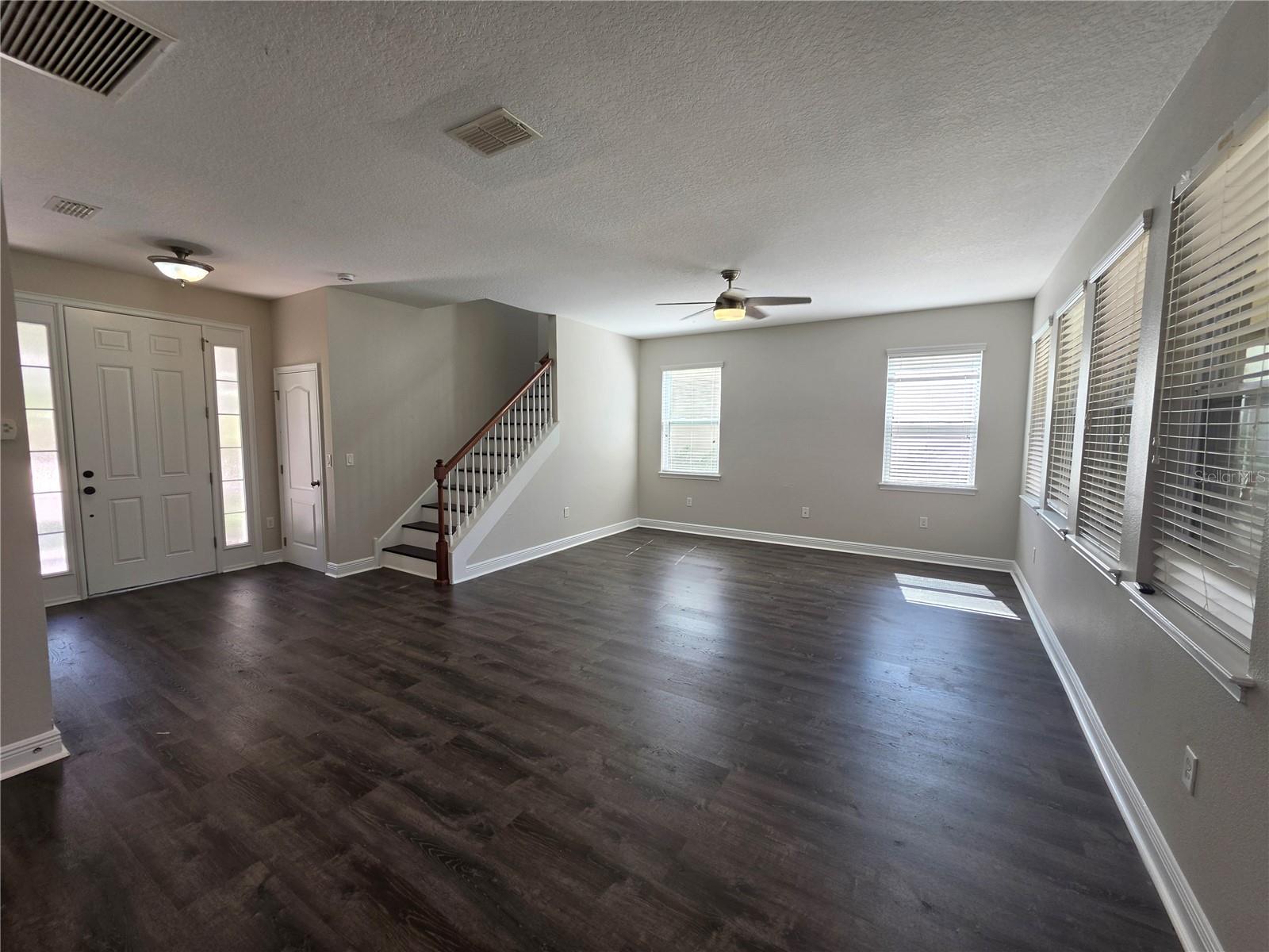 7920 HAMPTON LAKE DR — photo 47