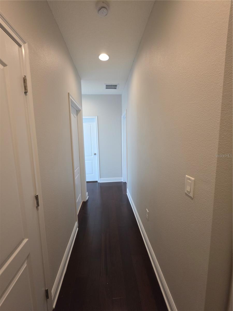 7920 HAMPTON LAKE DR — photo 25