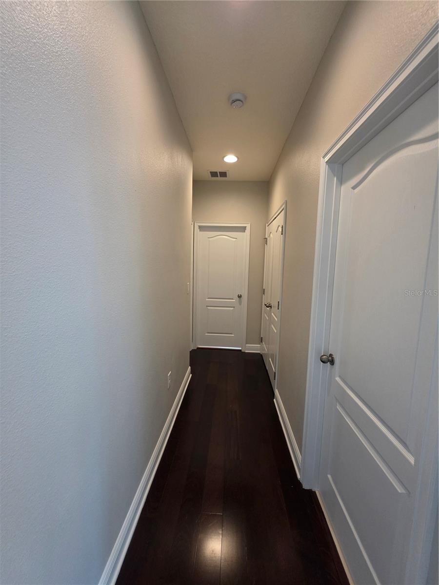 7920 HAMPTON LAKE DR — photo 24