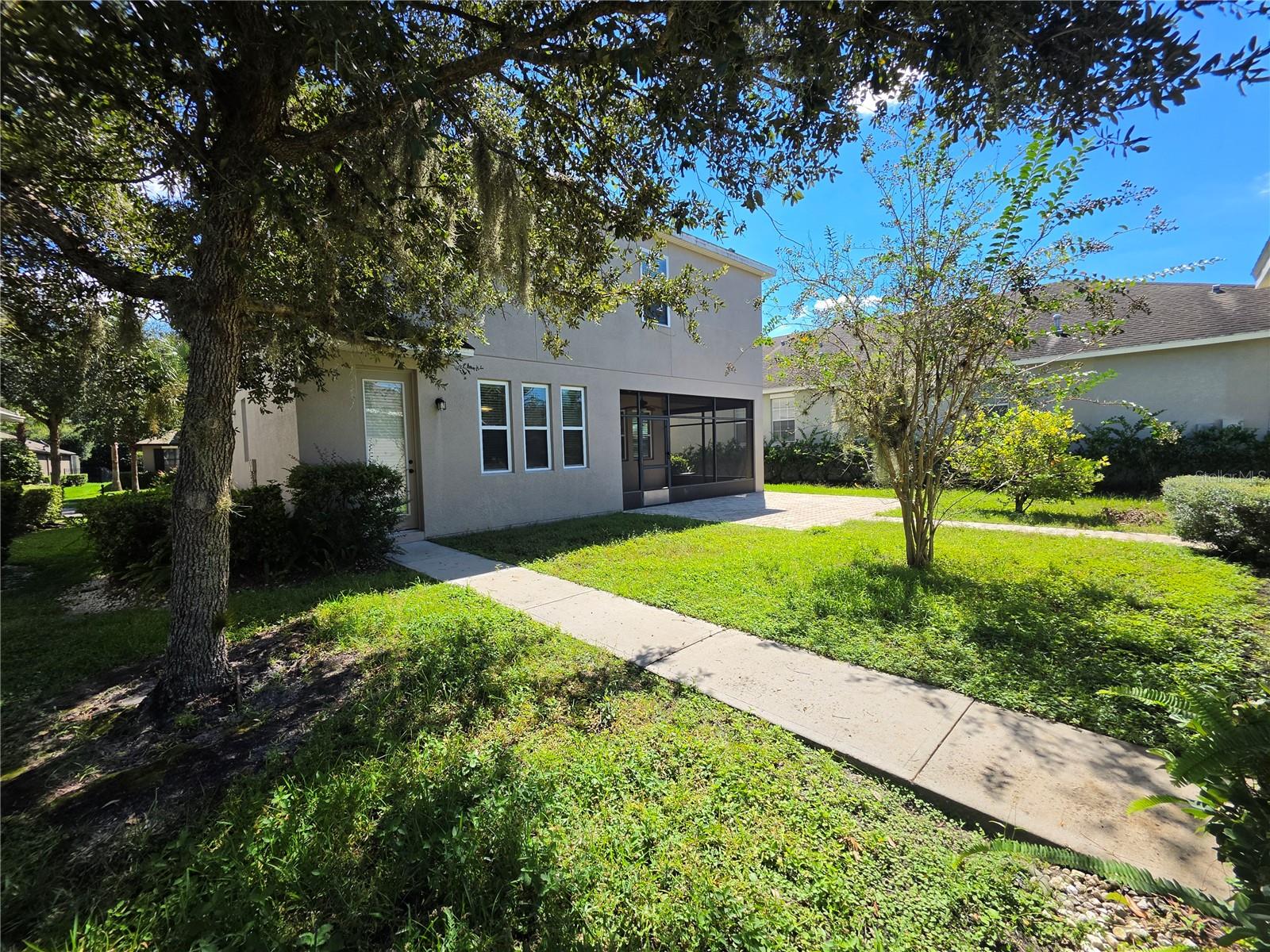 7920 HAMPTON LAKE DR — photo 10
