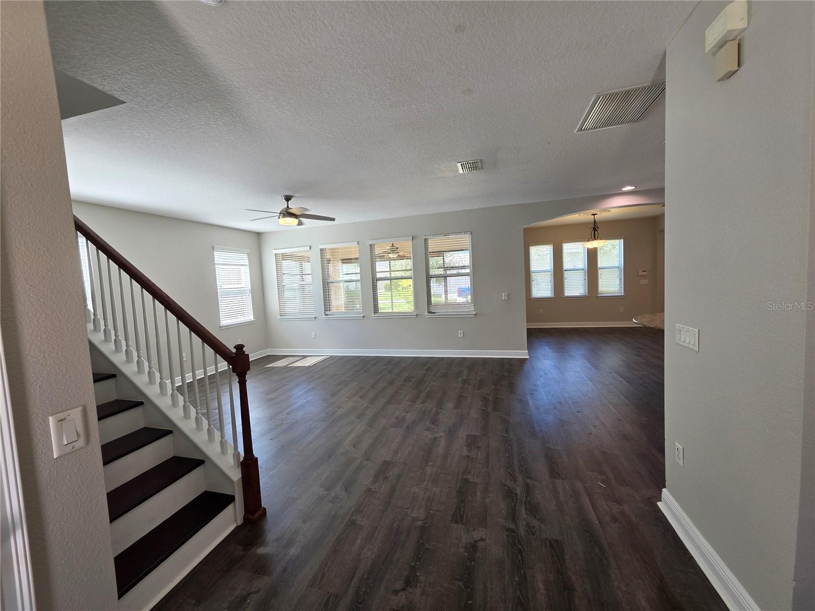 7920 HAMPTON LAKE DR — photo 40