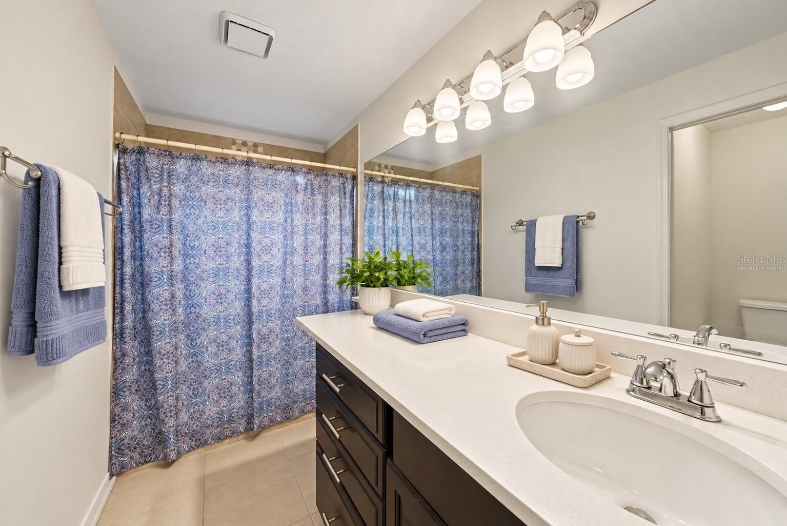6915 LAKEVIEW CT — photo 9