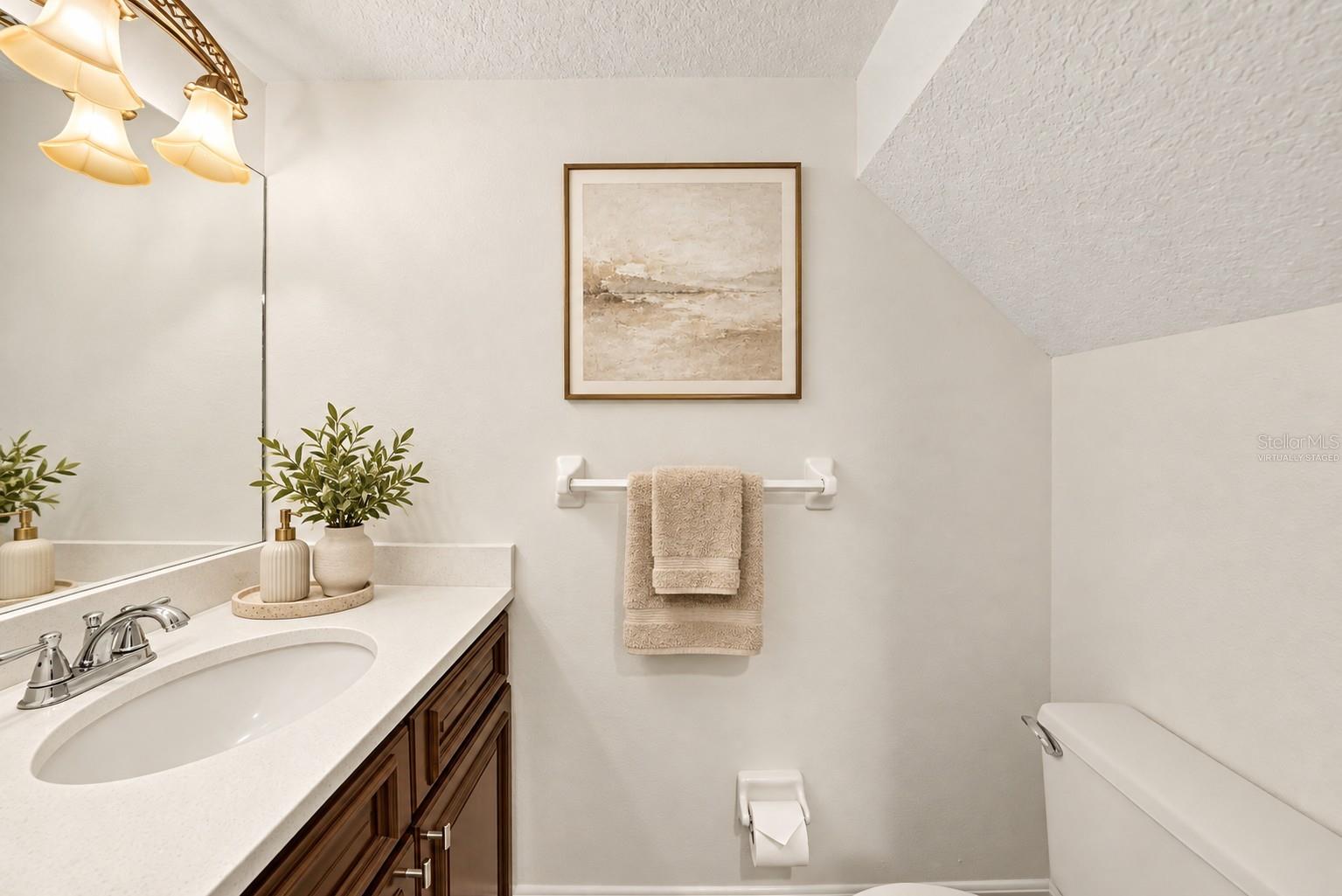 6915 LAKEVIEW CT — photo 14