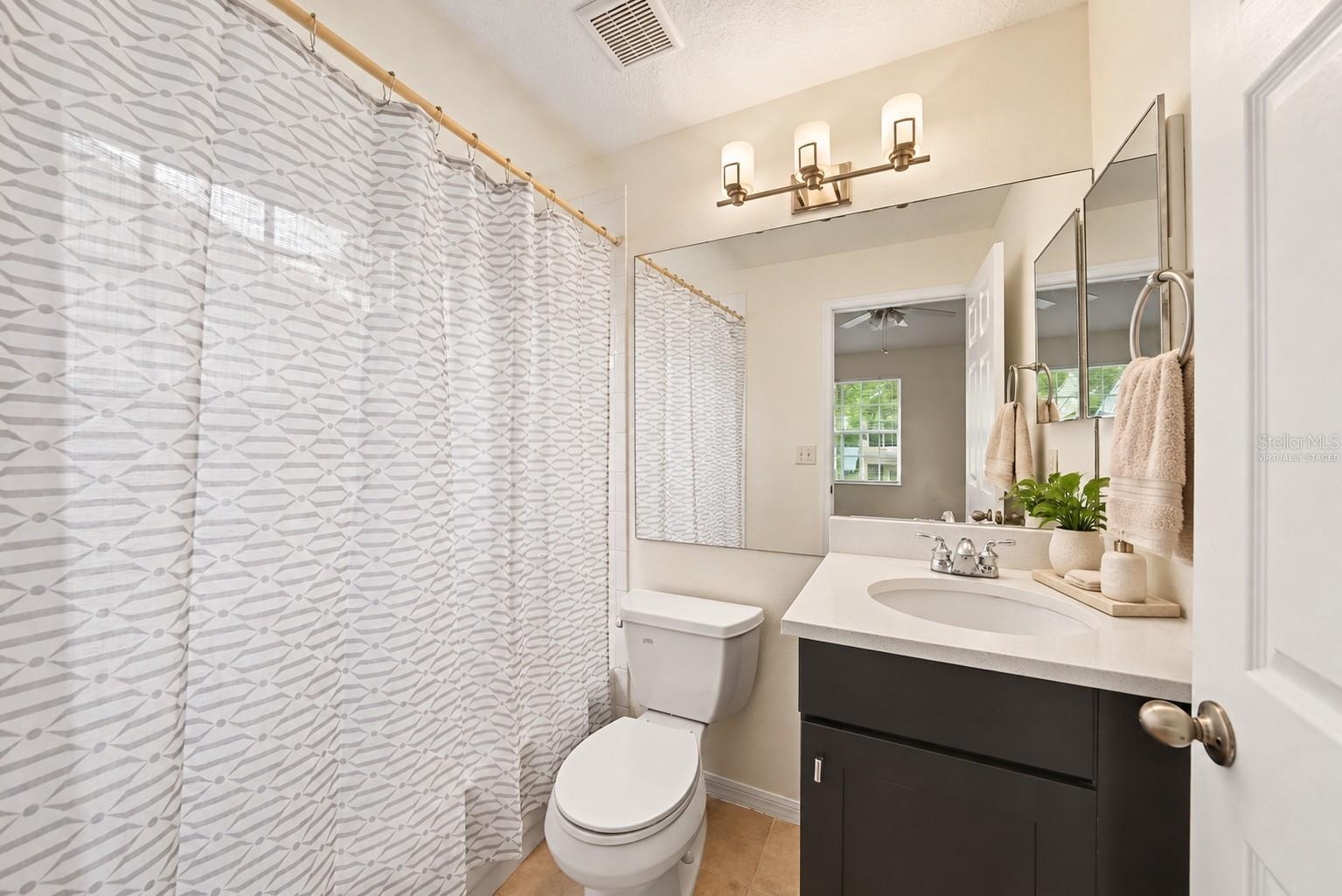 6915 LAKEVIEW CT — photo 12