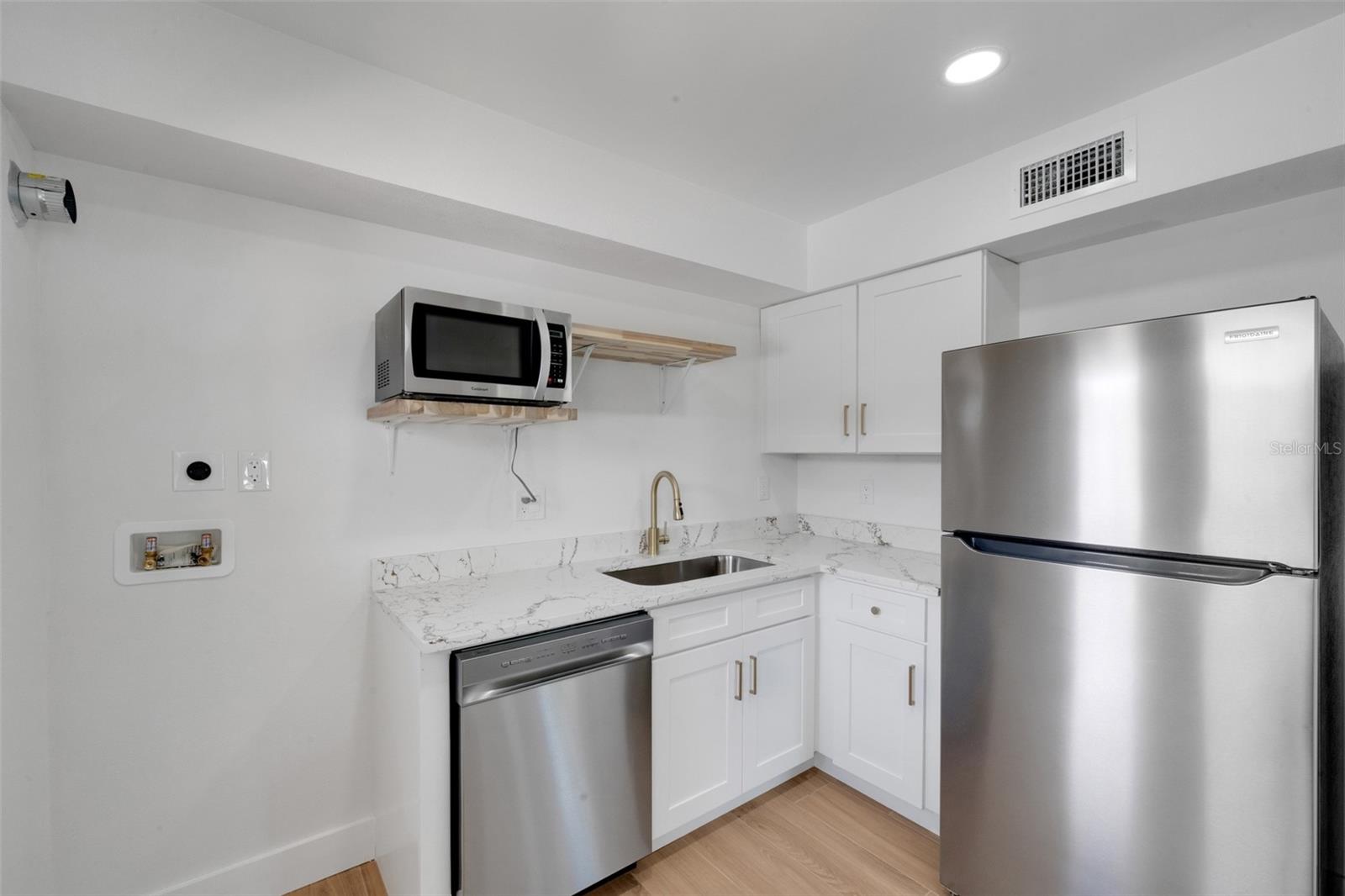 209 BEL FOREST DR #3 — photo 20