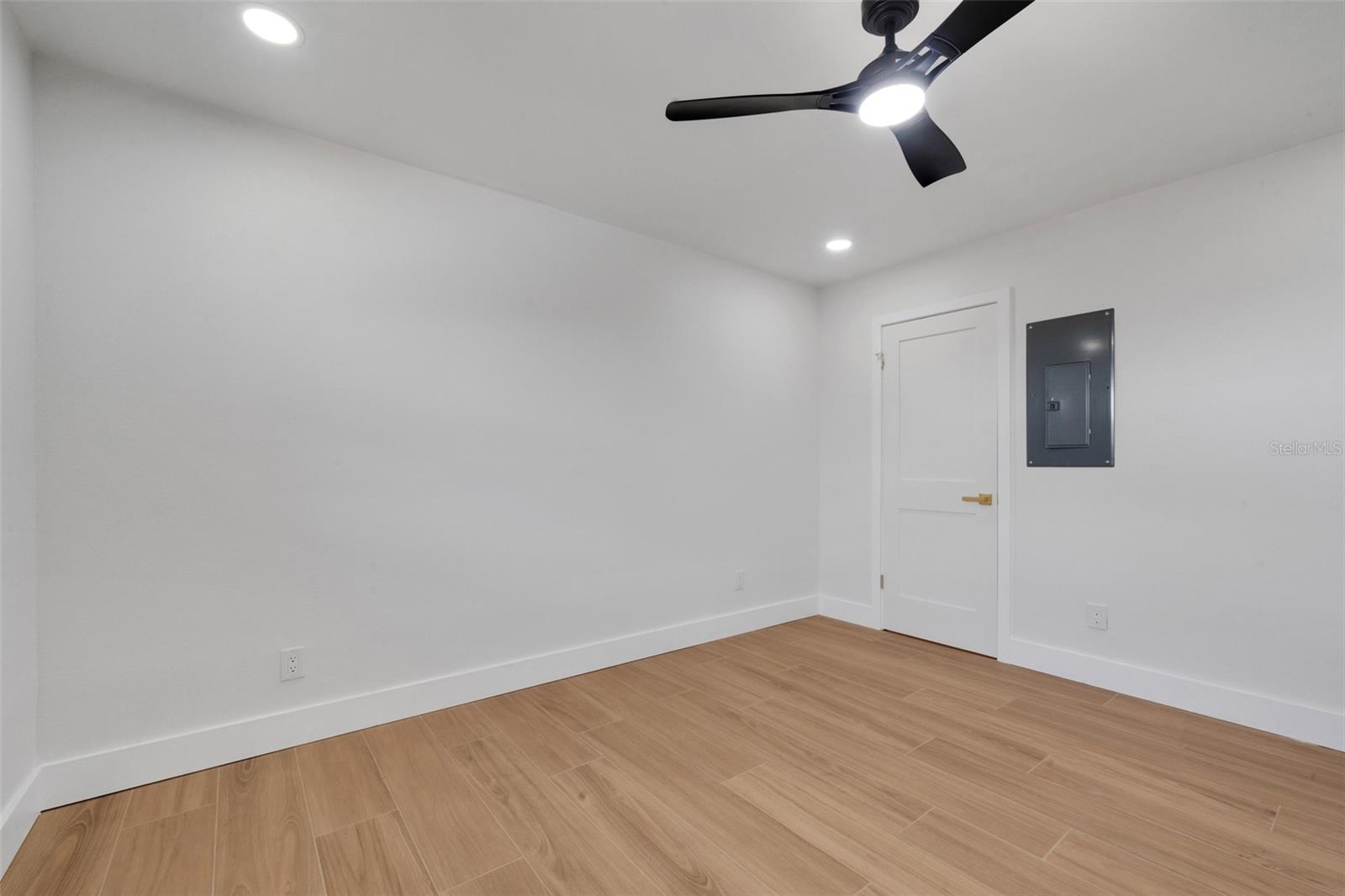 209 BEL FOREST DR #3 — photo 23