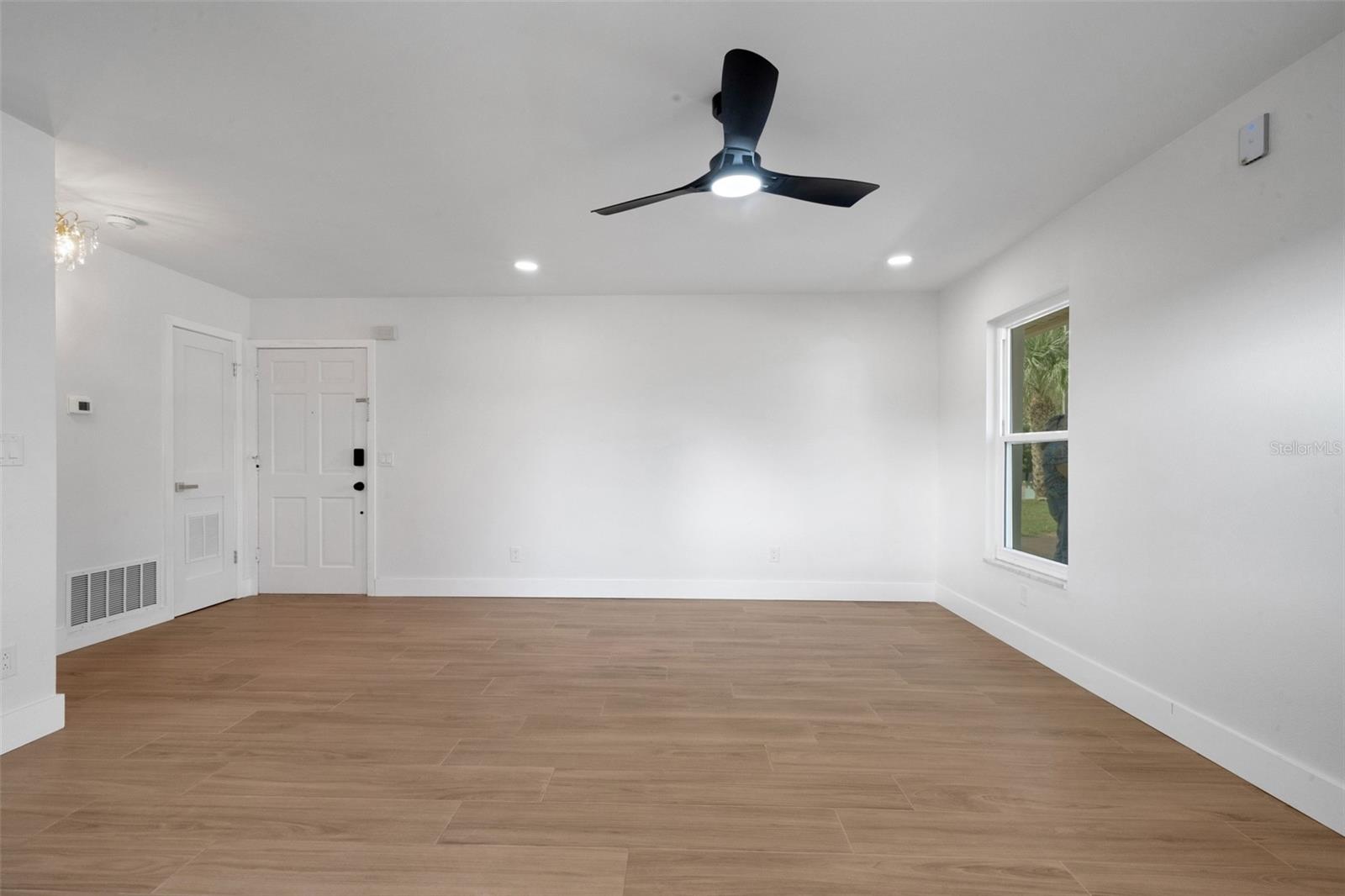209 BEL FOREST DR #3 — photo 18