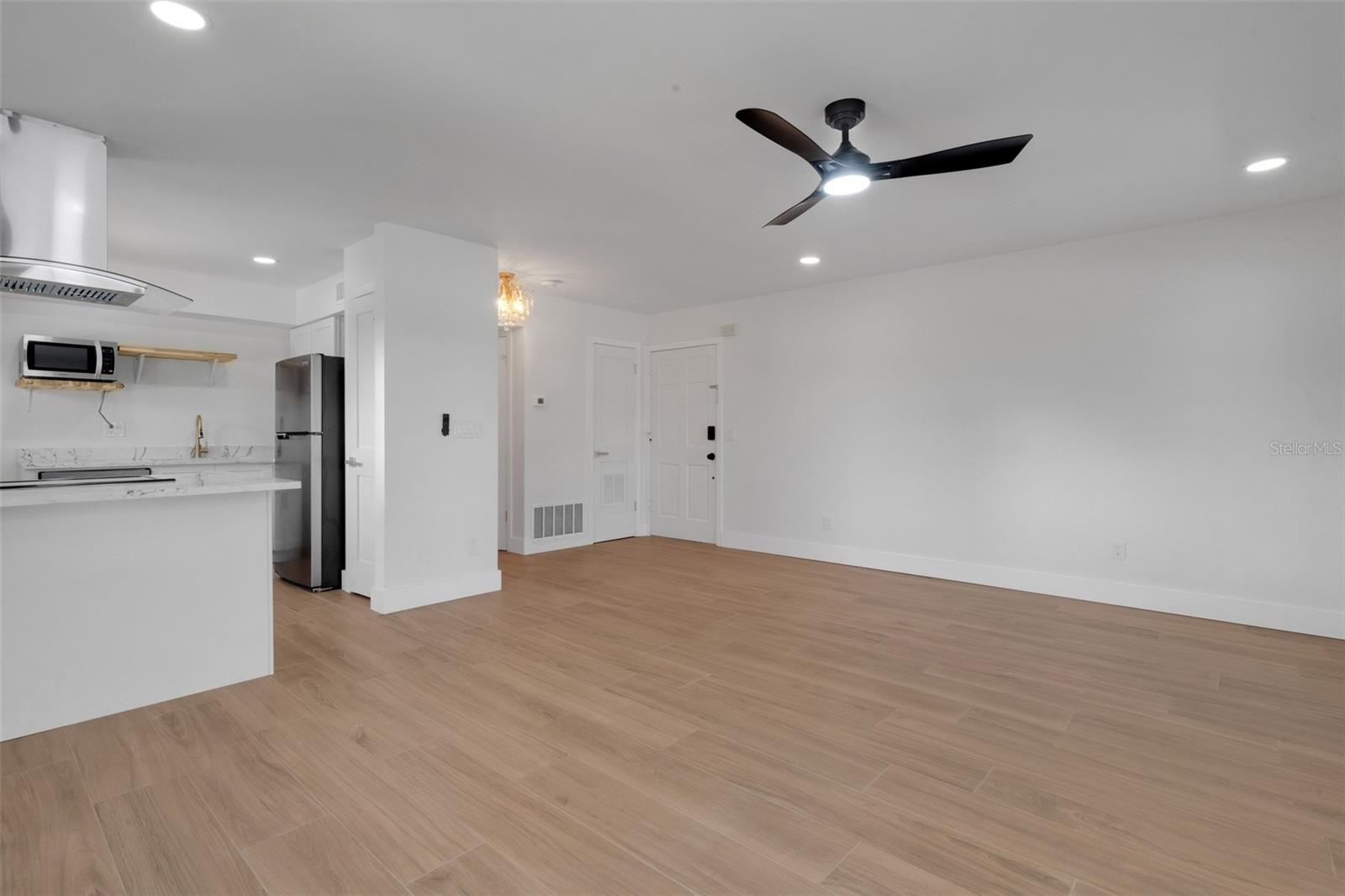 209 BEL FOREST DR #3 — photo 17