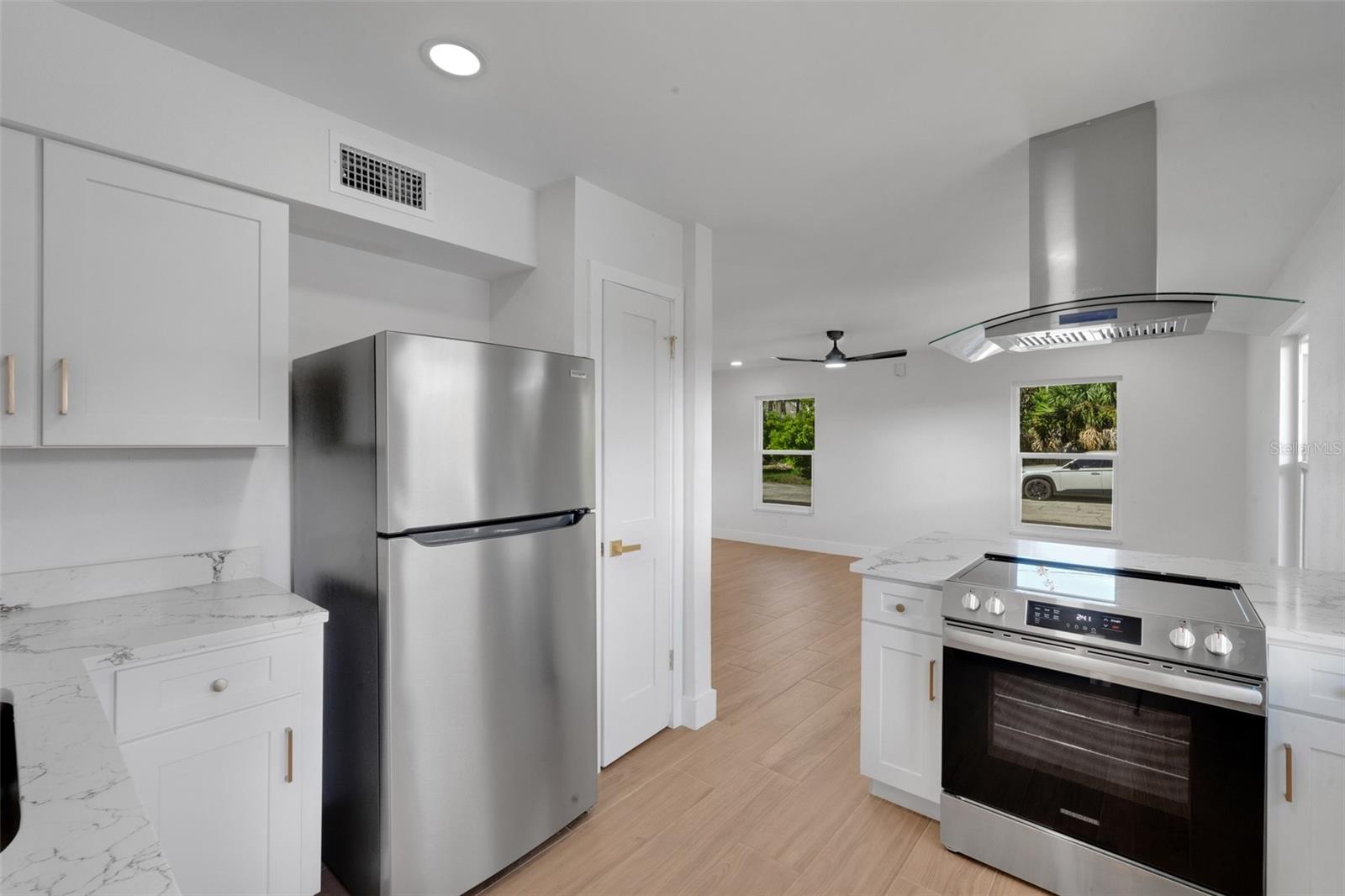 209 BEL FOREST DR #3 — photo 3