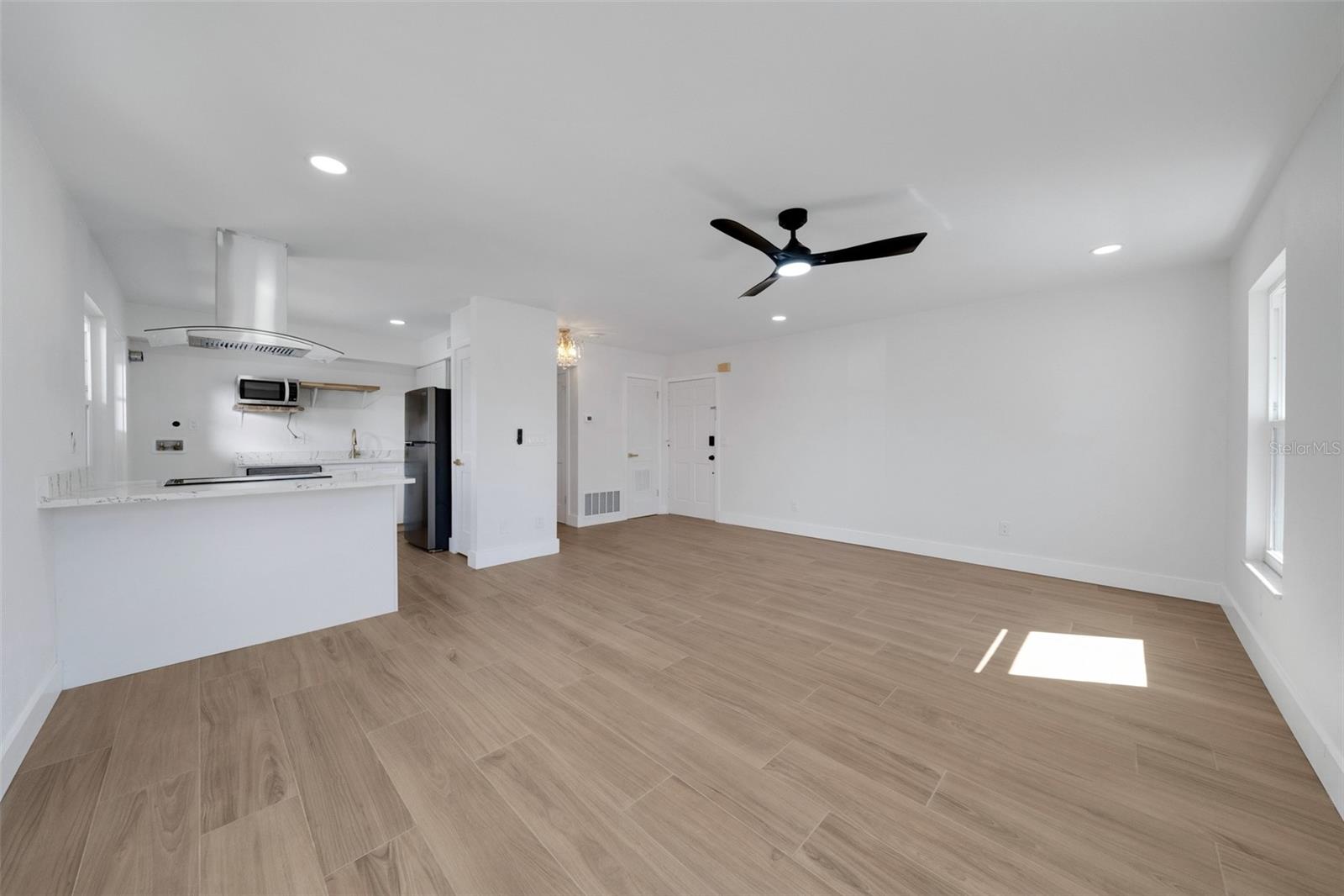 209 BEL FOREST DR #3 — photo 31