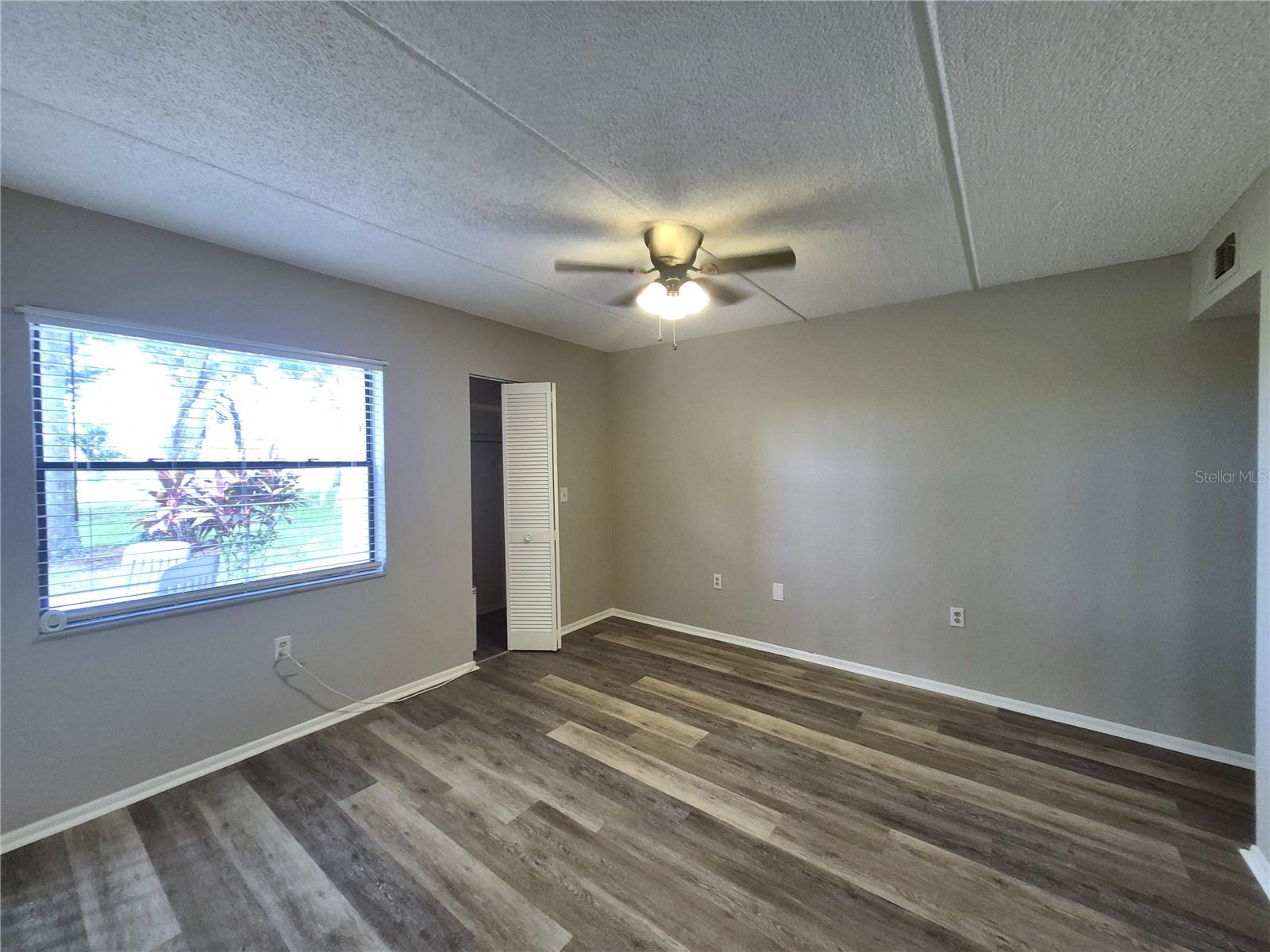 305 MEADOW LN #305 — photo 16