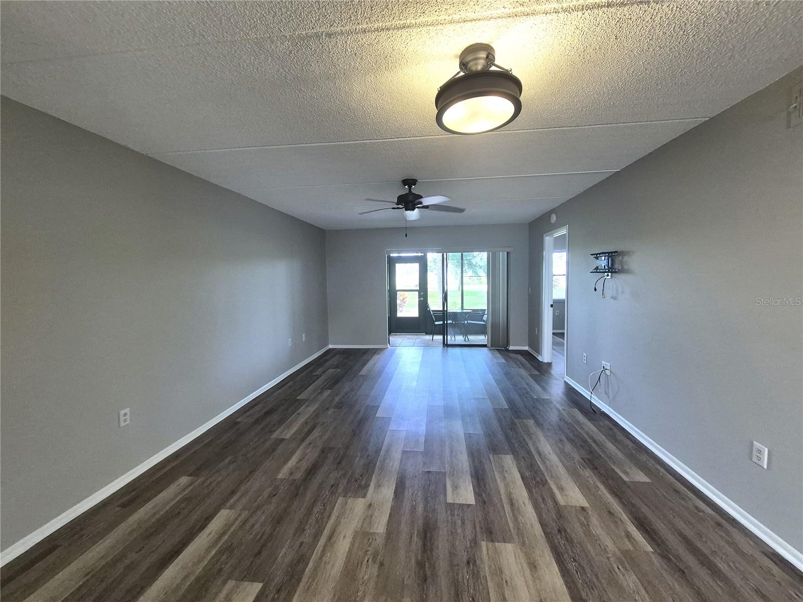 305 MEADOW LN #305 — photo 7