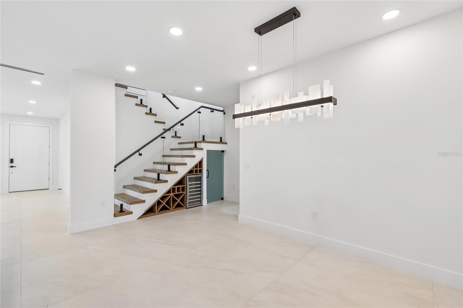 2307 N ELCOE DR — photo 4