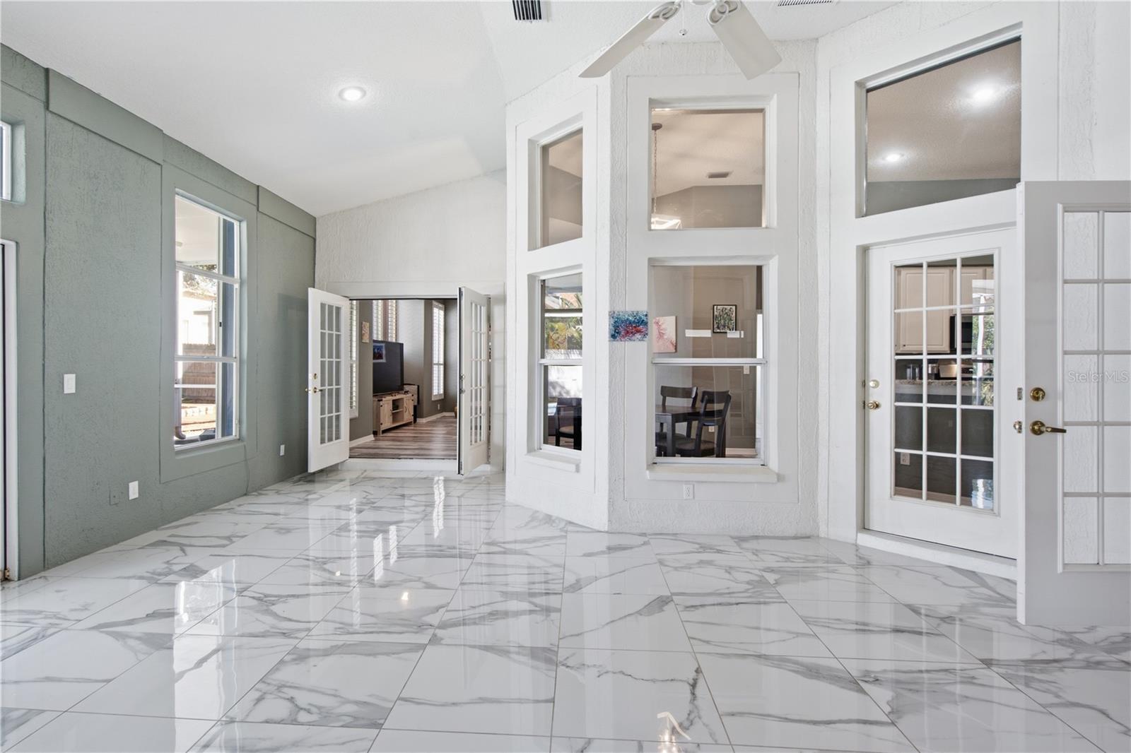 1187 BLACKRUSH DR — photo 10