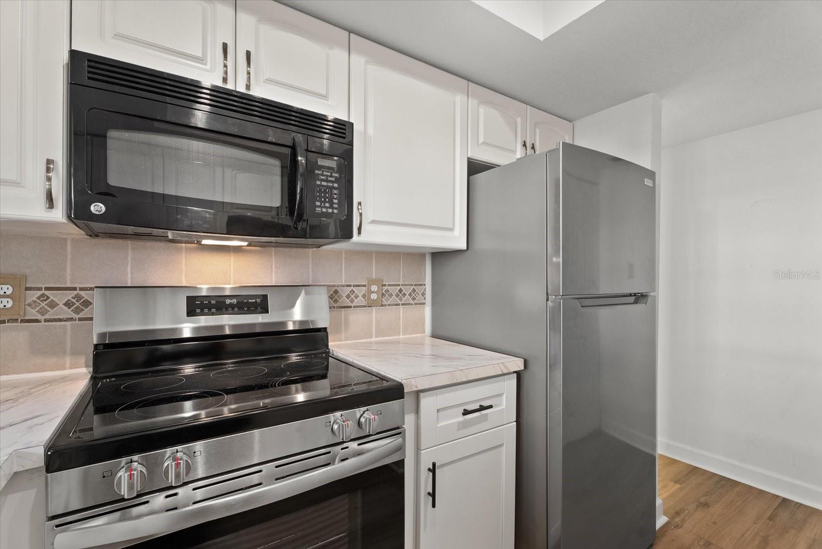 1 WINDRUSH BLVD #19 — photo 15