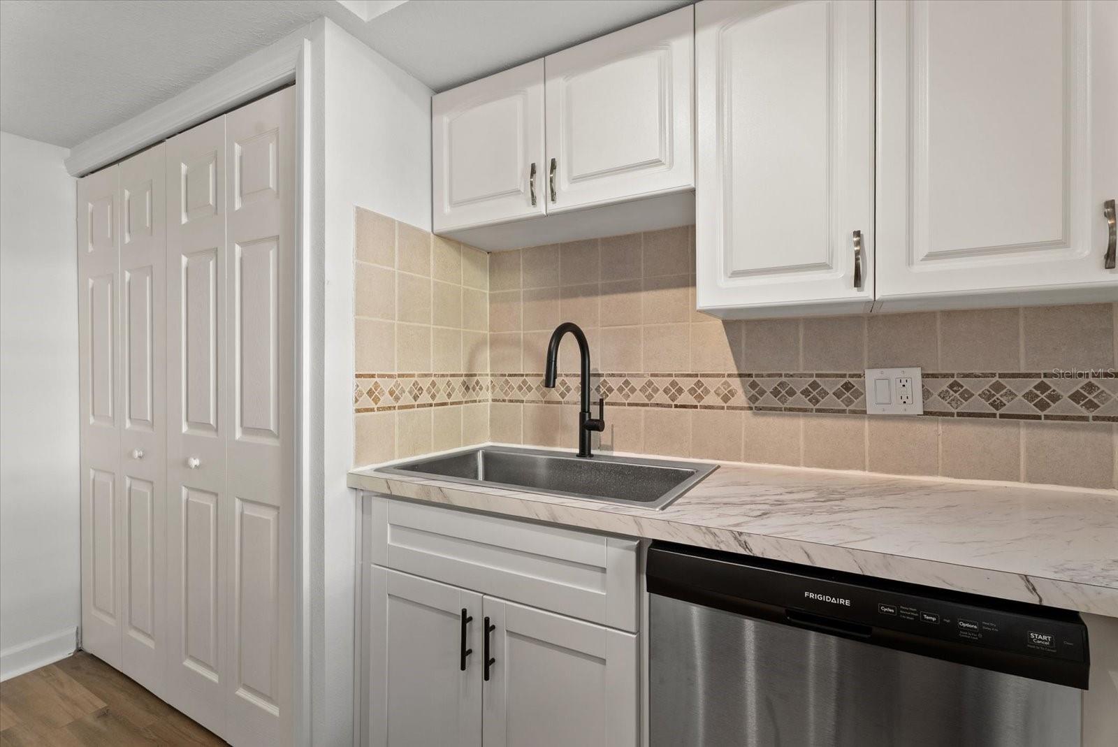 1 WINDRUSH BLVD #19 — photo 16