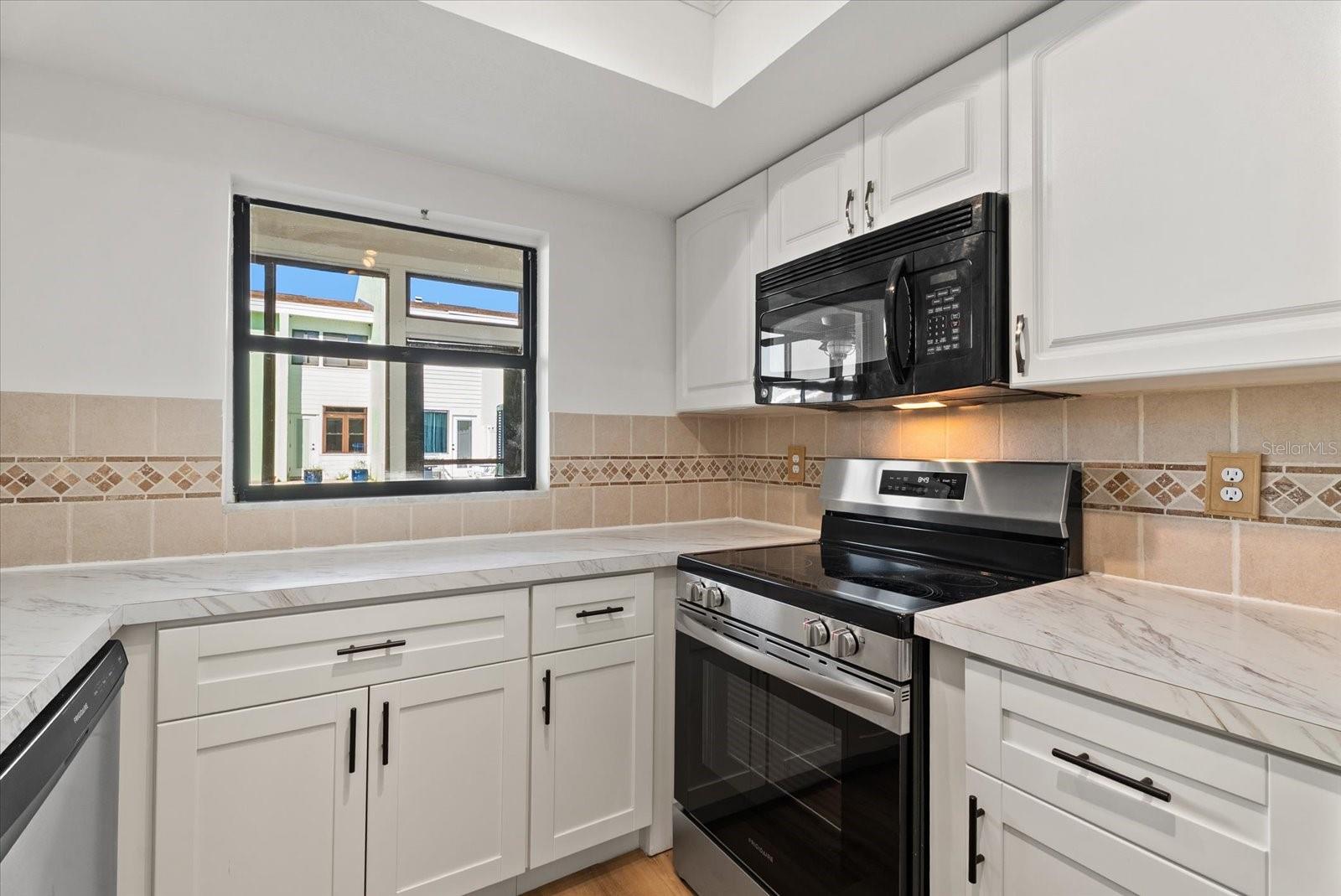 1 WINDRUSH BLVD #19 — photo 14