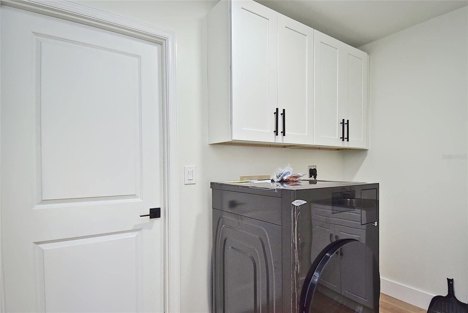102 WINDWARD DR — photo 24