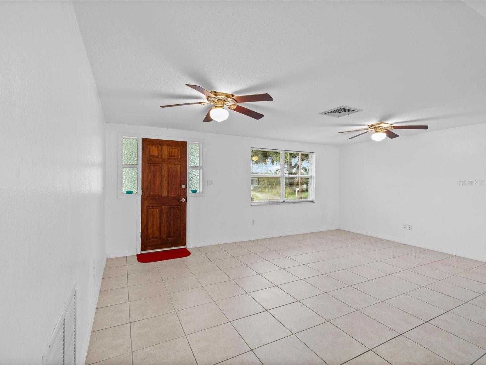 4004 SCARLET MAPLE DR — photo 8