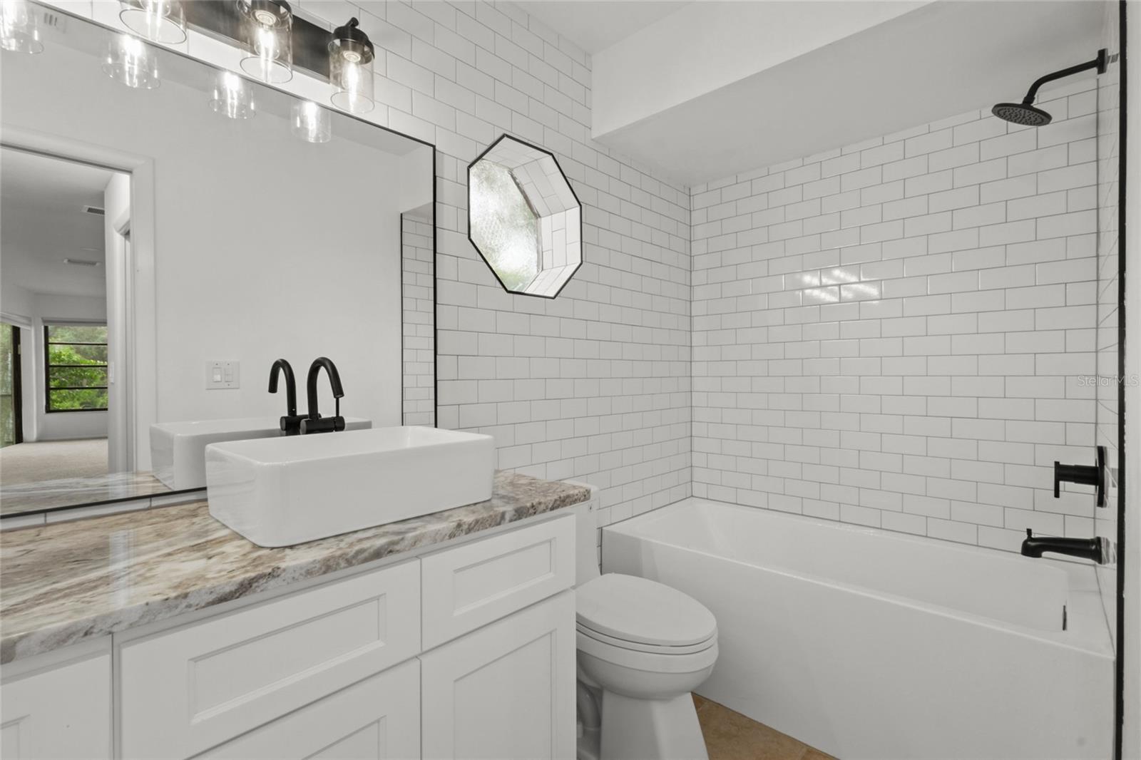 5424 AMERICA DR — photo 17