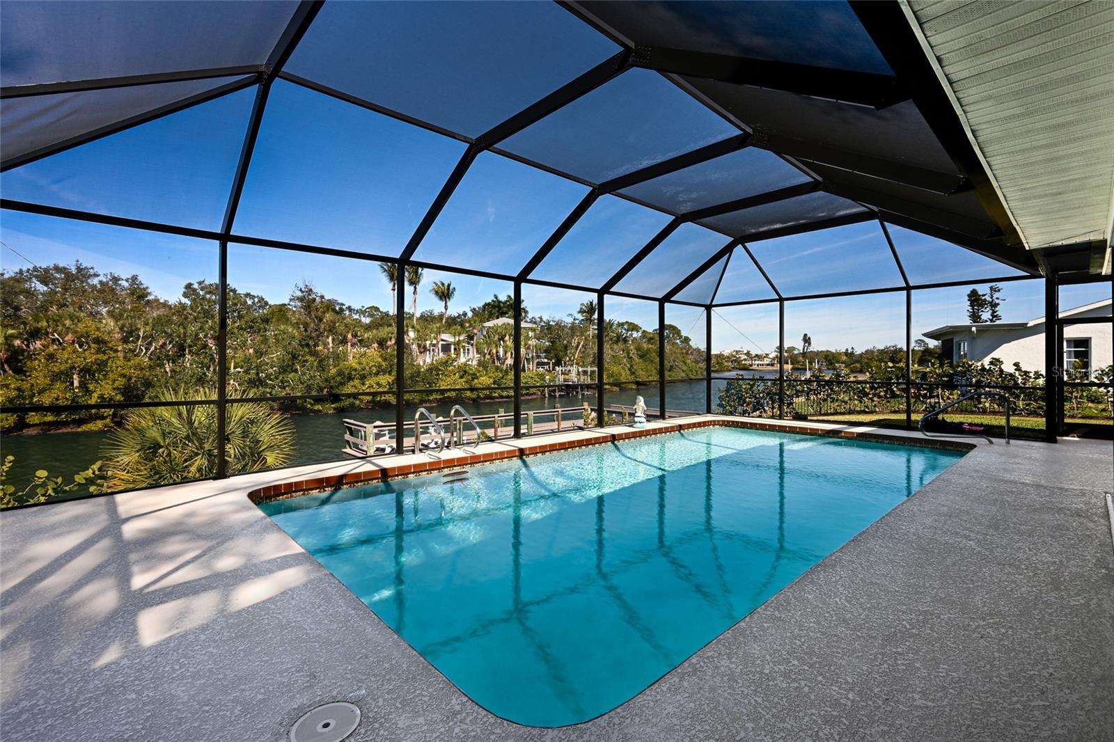 5424 AMERICA DR — photo 25