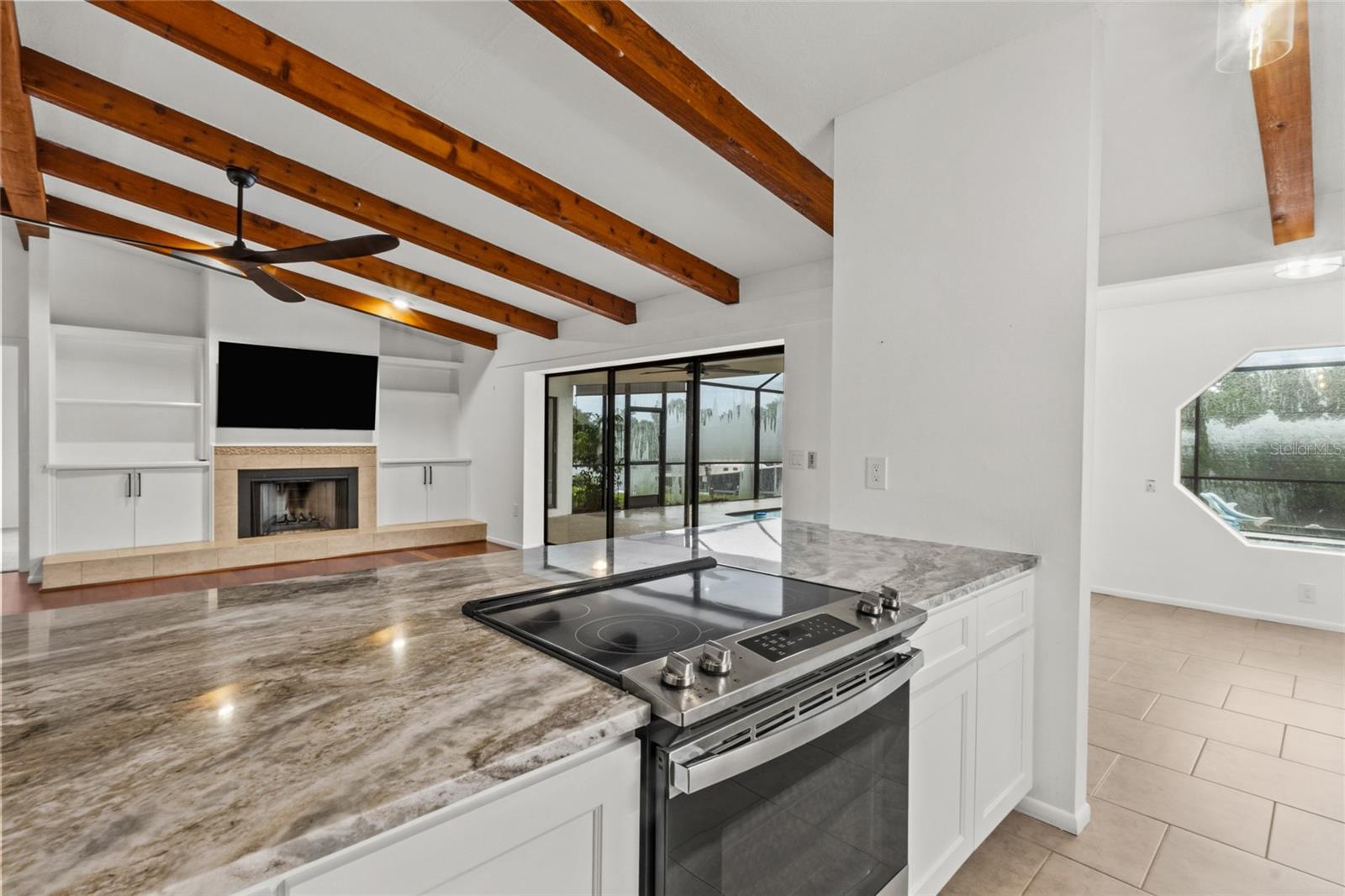 5424 AMERICA DR — photo 12