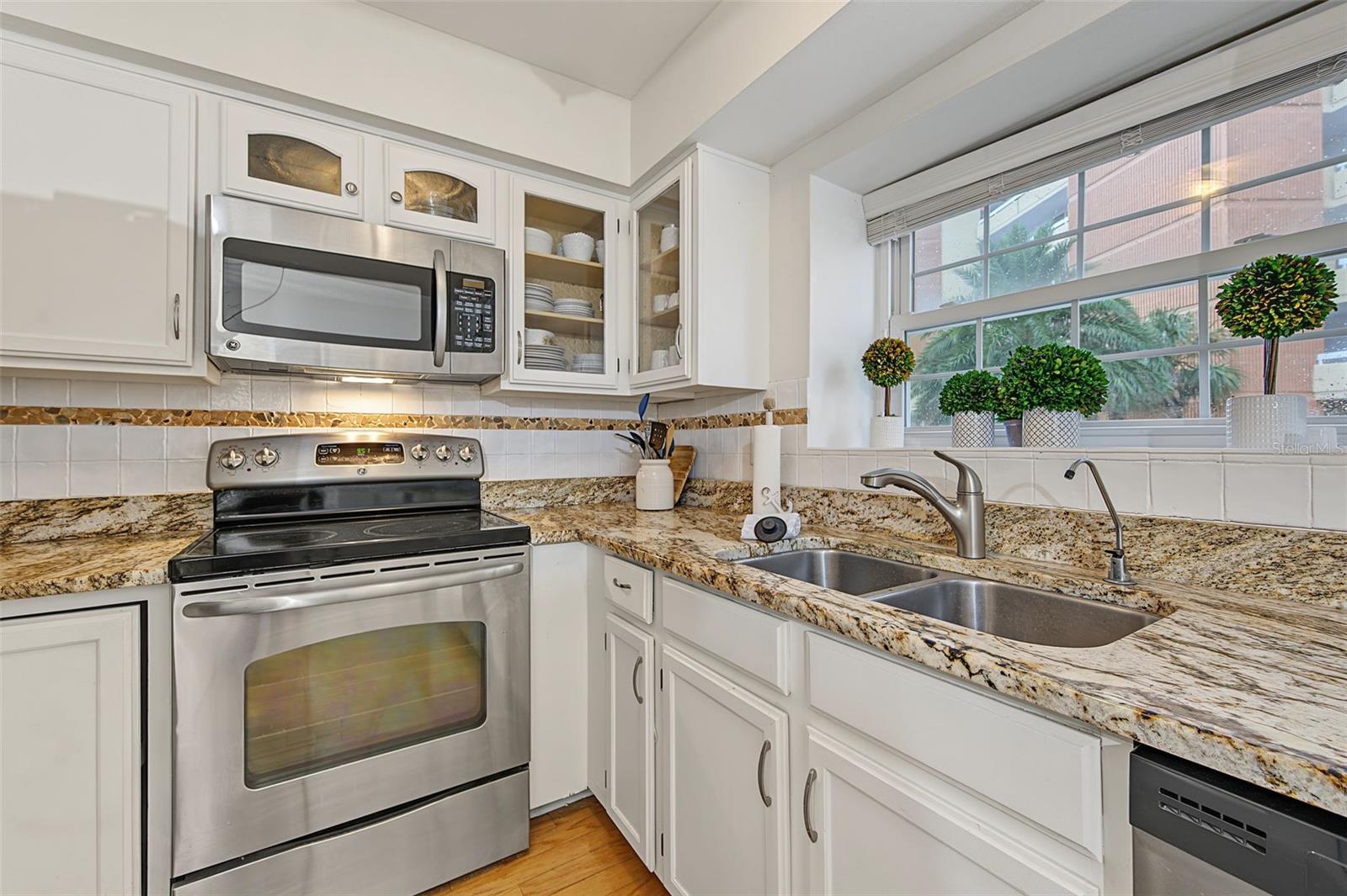 17960 GULF BLVD #118 — photo 17