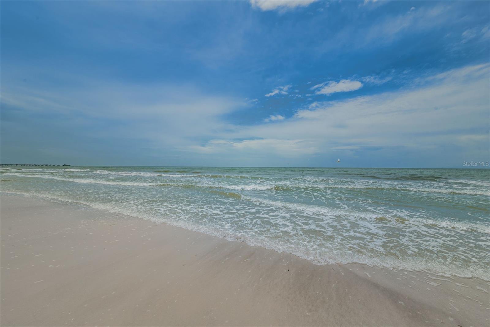 17960 GULF BLVD #118 — photo 32