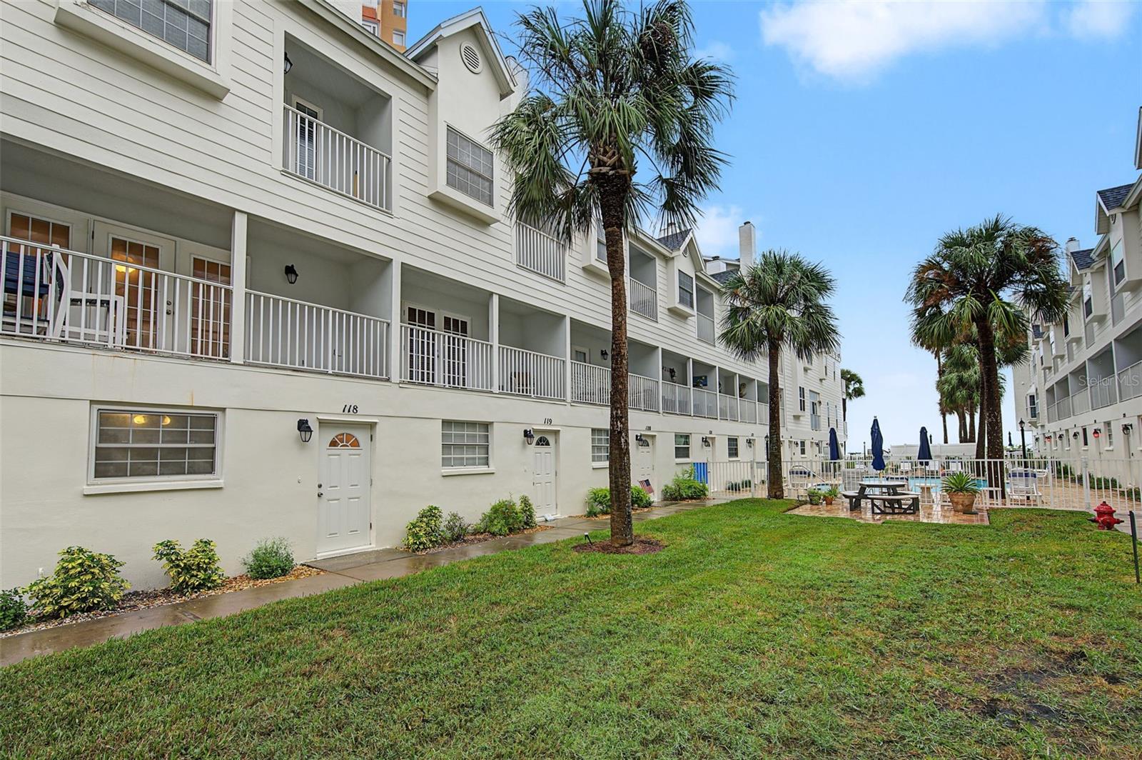 17960 GULF BLVD #118 — photo 8