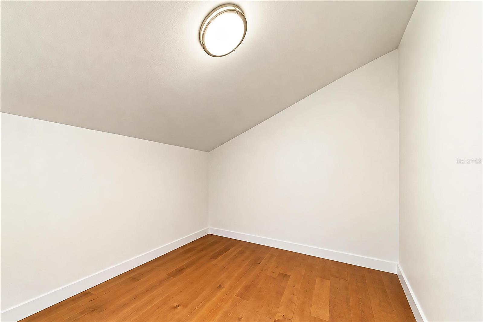 2403 ARBORETUM CIR #29 — photo 38