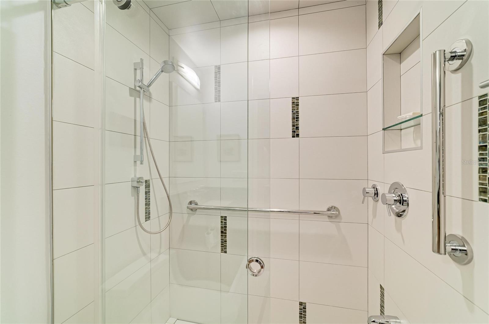2403 ARBORETUM CIR #29 — photo 31