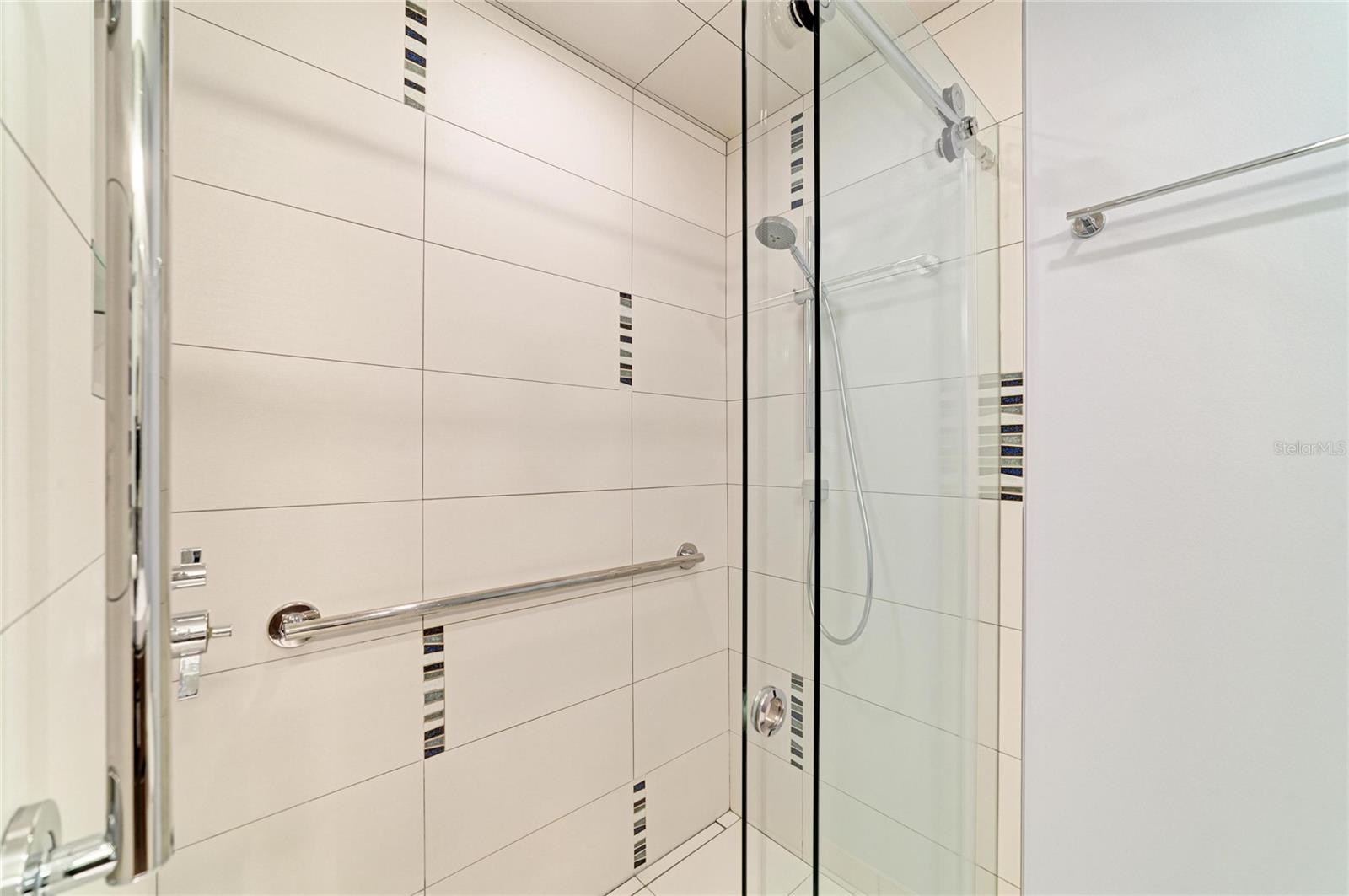 2403 ARBORETUM CIR #29 — photo 26