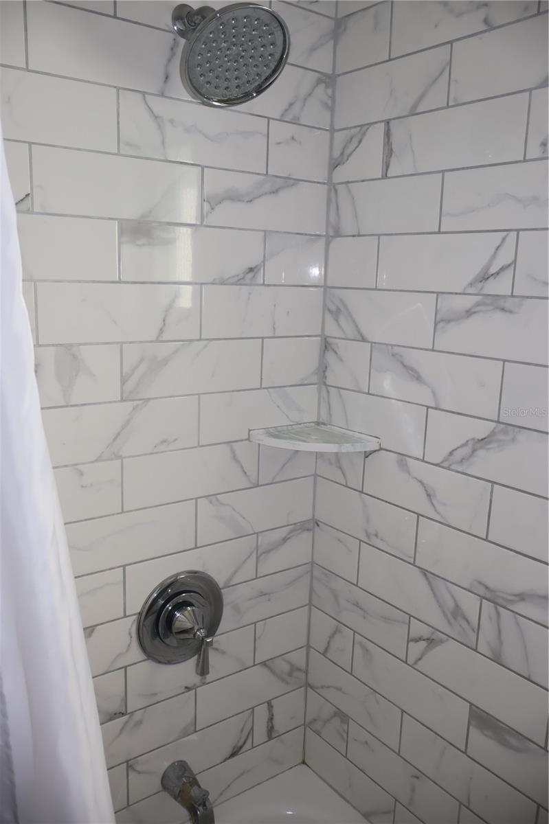 6208 S ELBERON ST — photo 5