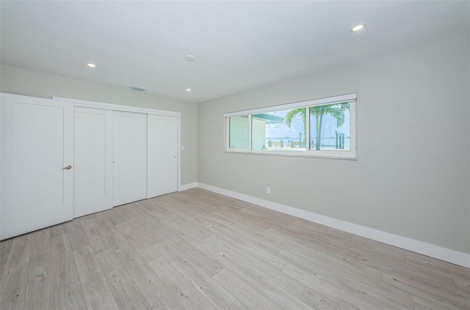 416 55TH AVE — photo 32