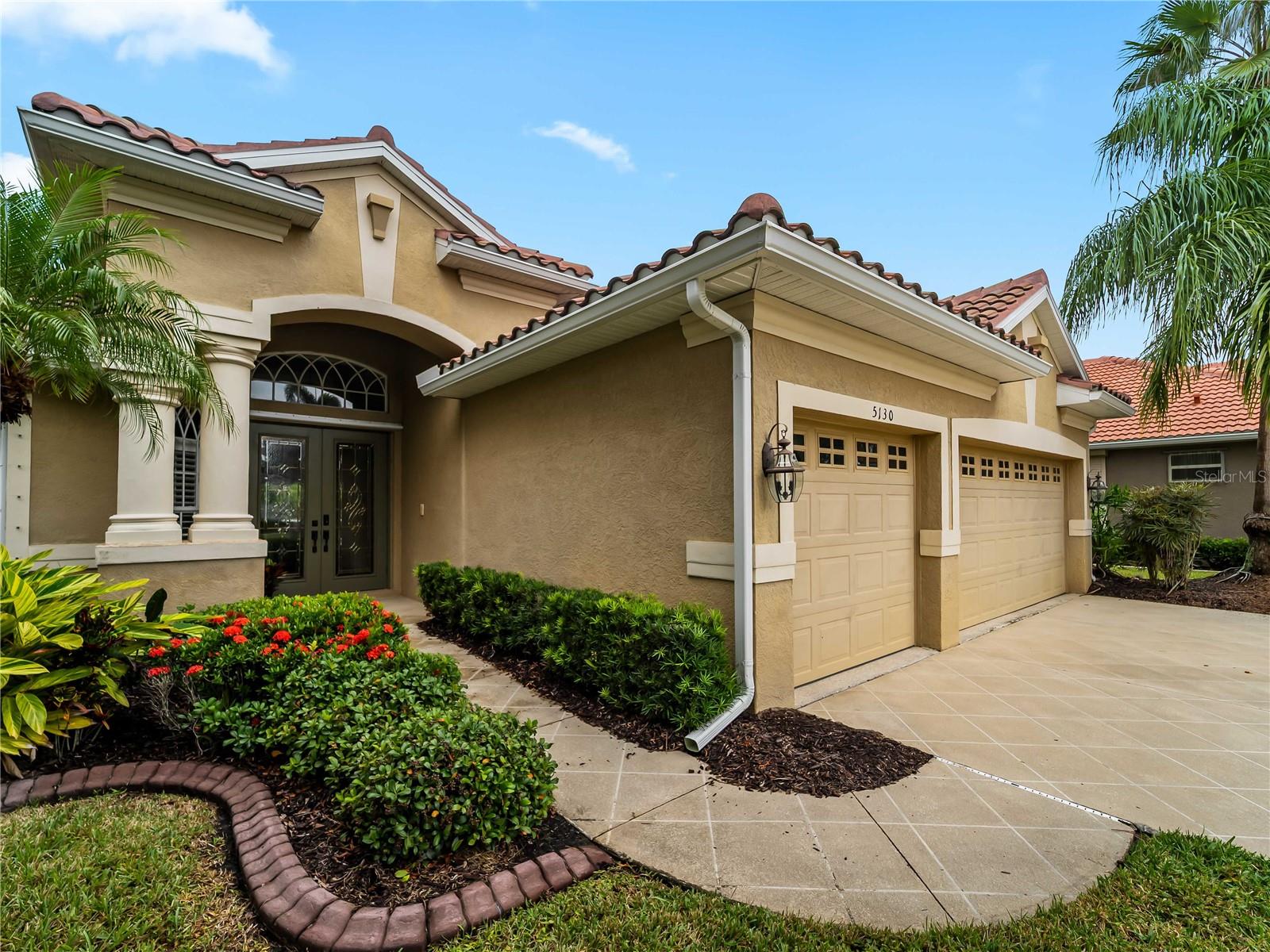 5130 LAUREL OAK CT — photo 2