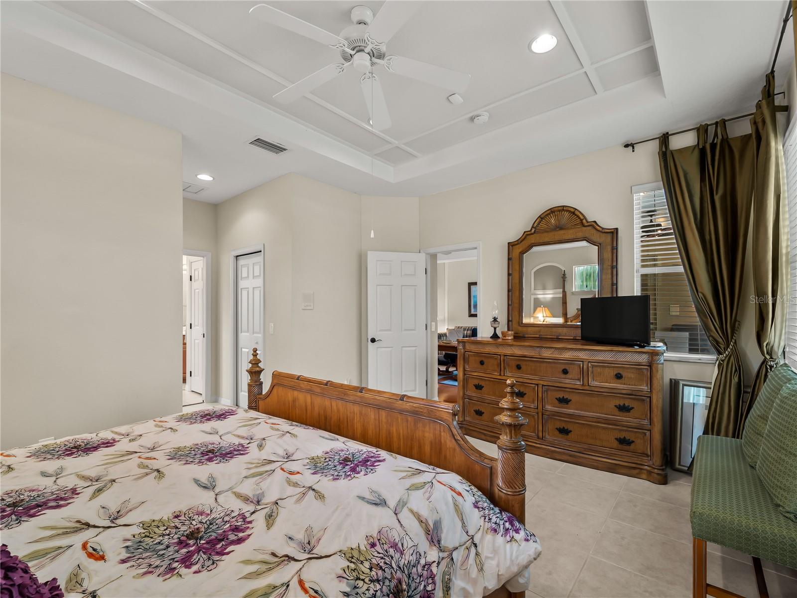 5130 LAUREL OAK CT — photo 28