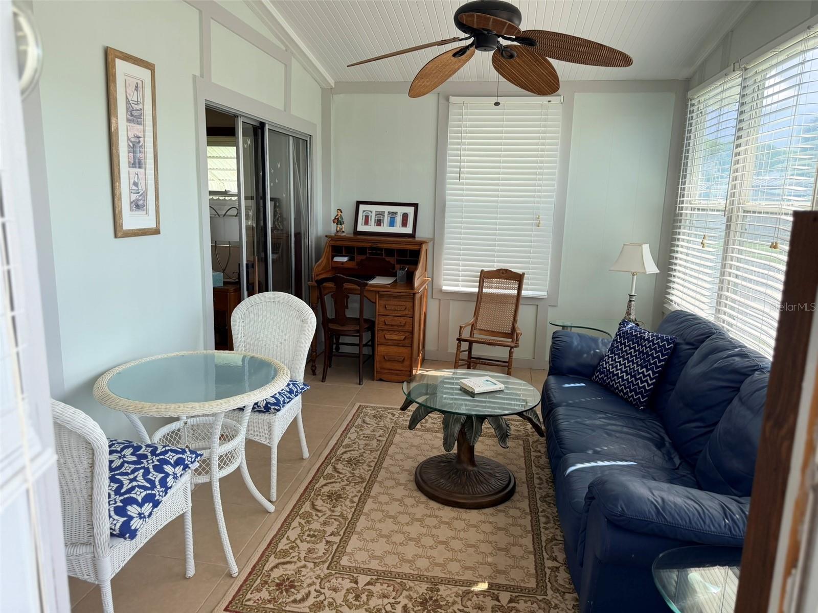 2253 PIAZZA DR — photo 8