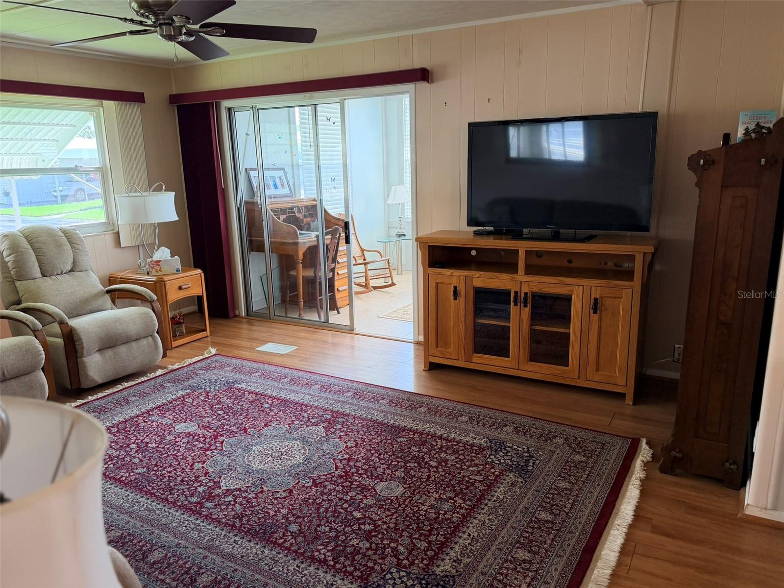 2253 PIAZZA DR — photo 4