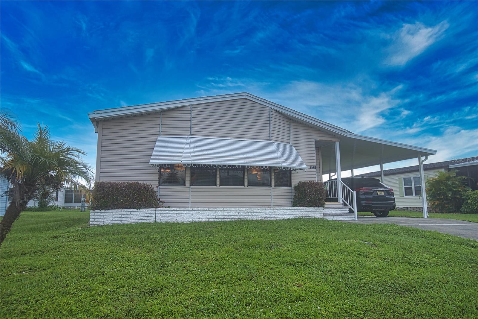 223 HIBISCO DR — photo 36