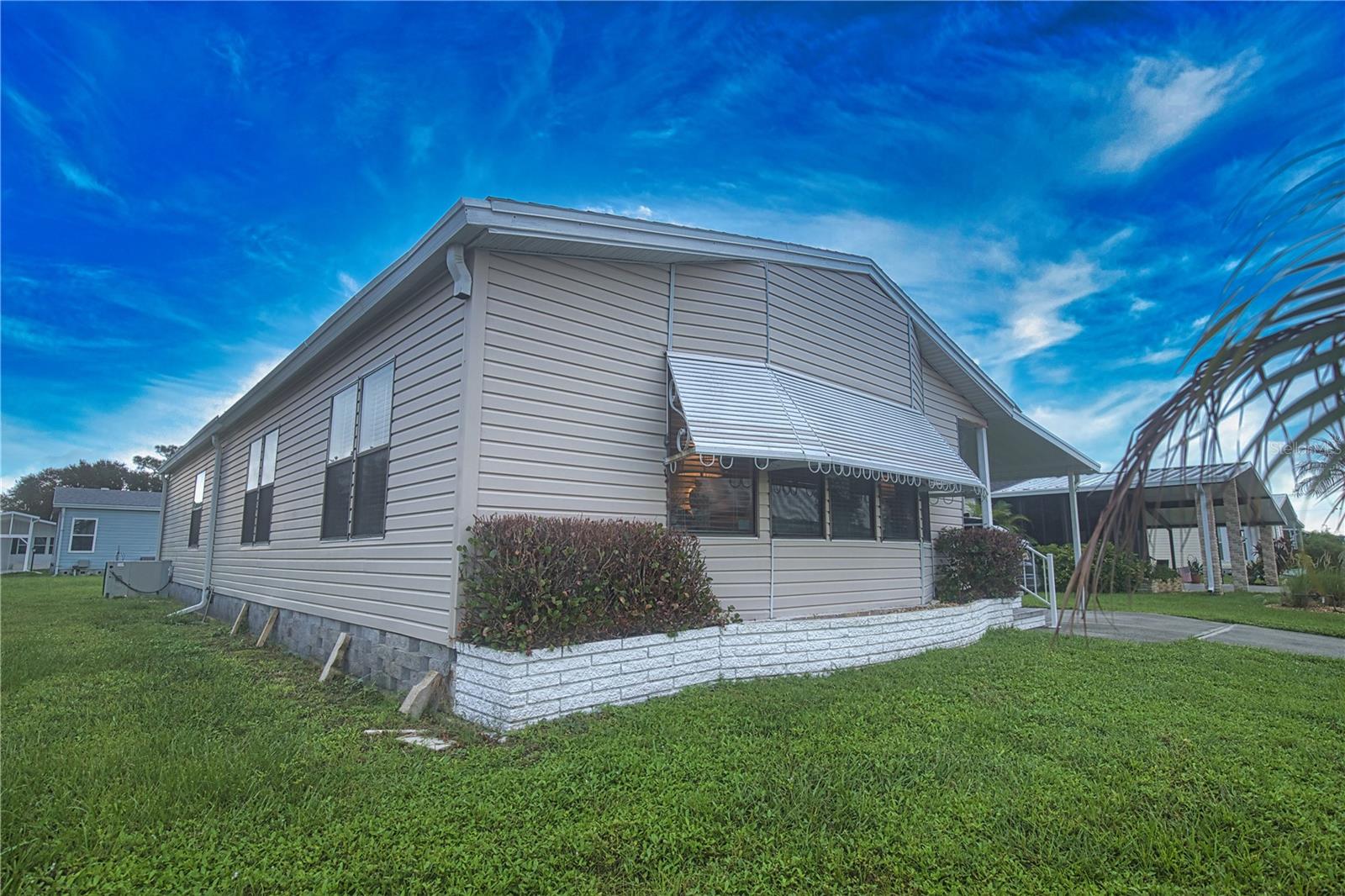 223 HIBISCO DR — photo 32