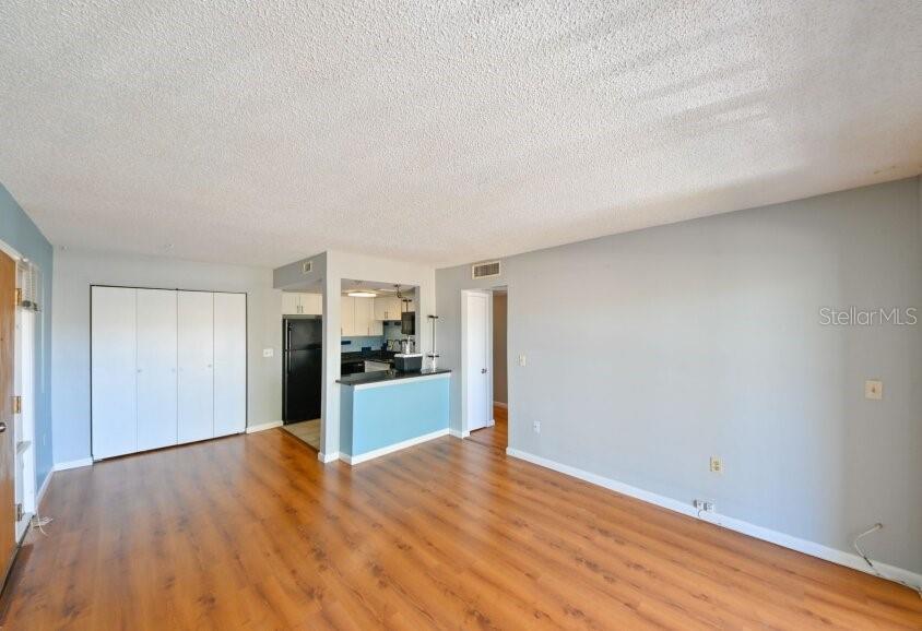 3853 S LAKE DR #164 — photo 5